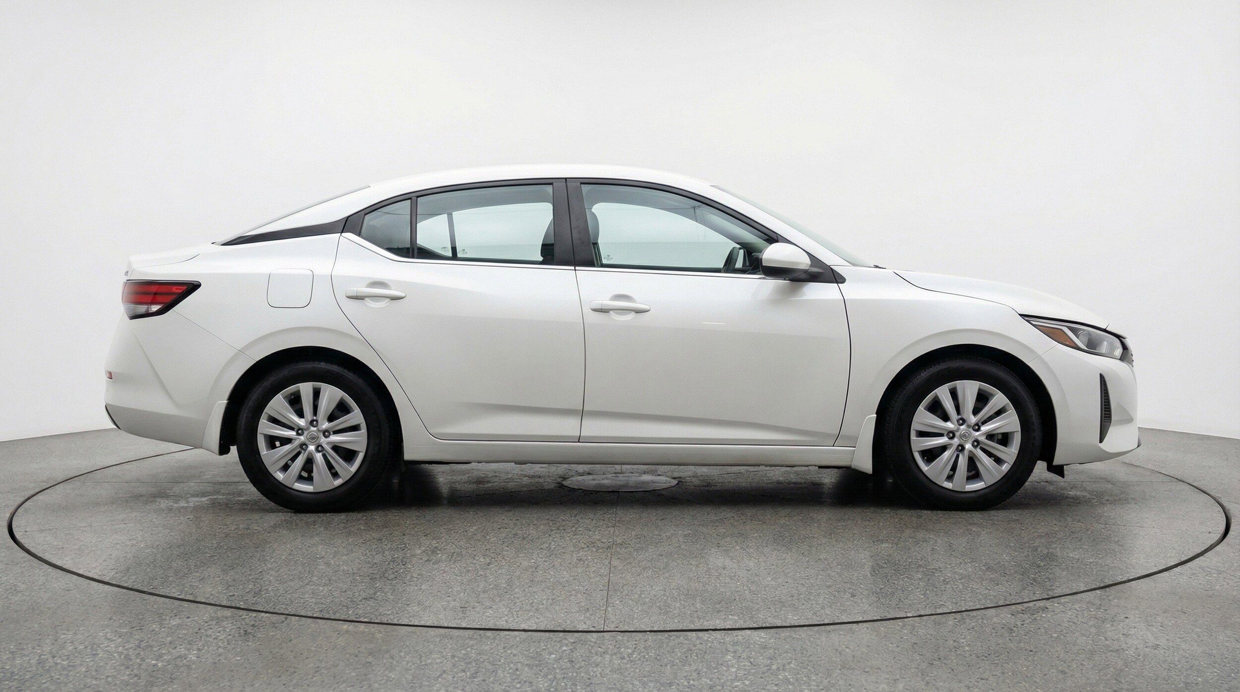 Thumbnail: 2025 Nissan Sentra - 11