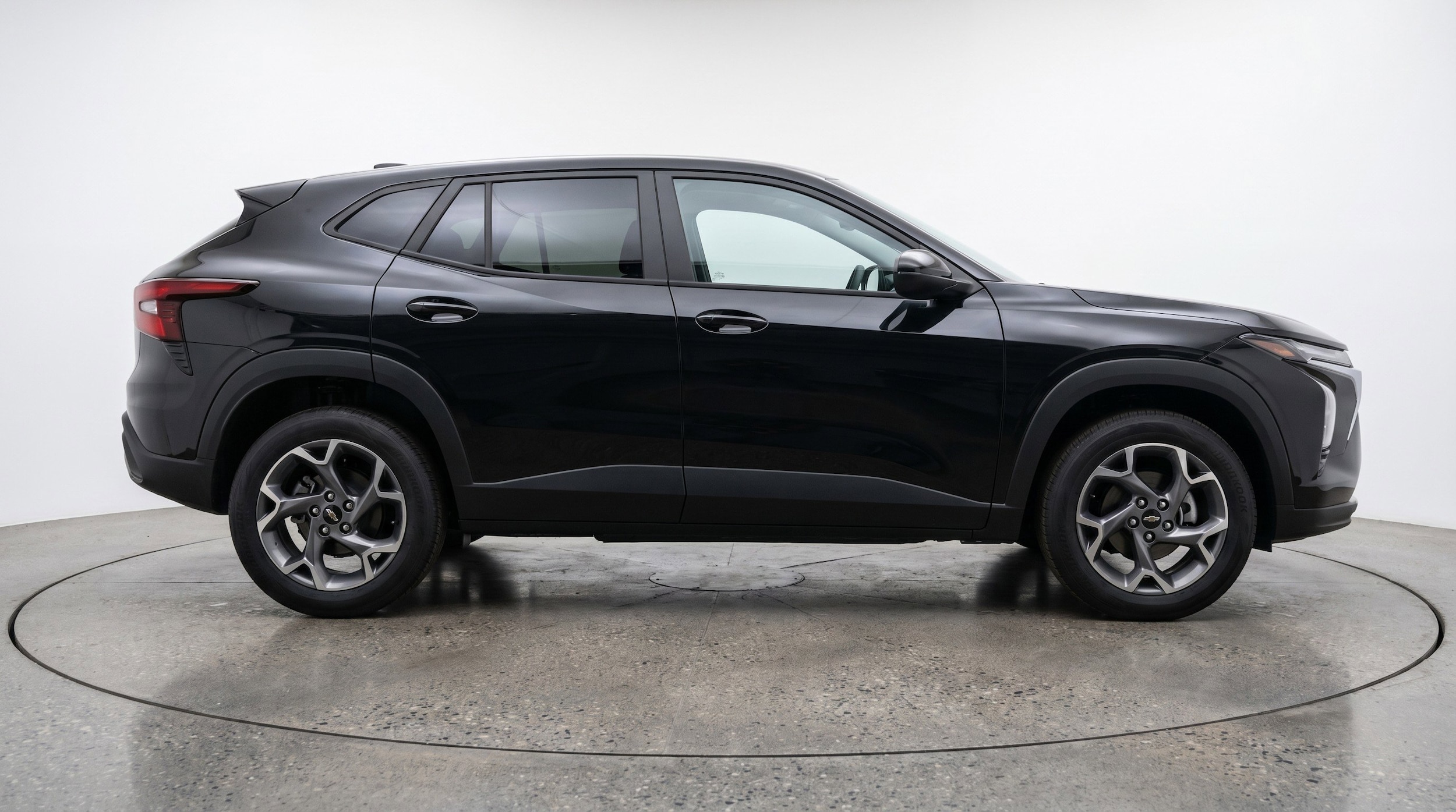 Thumbnail: 2025 Chevrolet Trax - 11