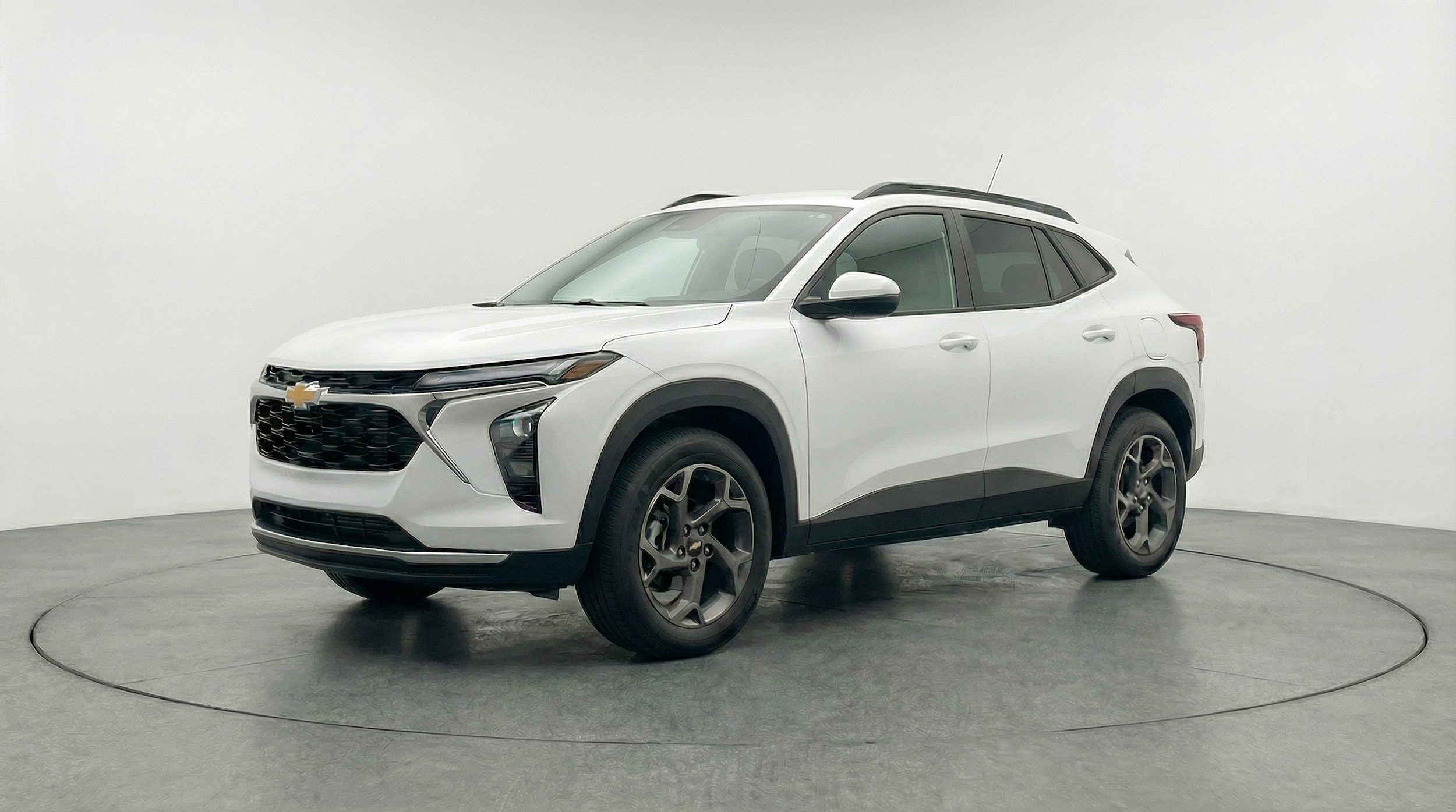 Thumbnail: 2025 Chevrolet Trax - 3