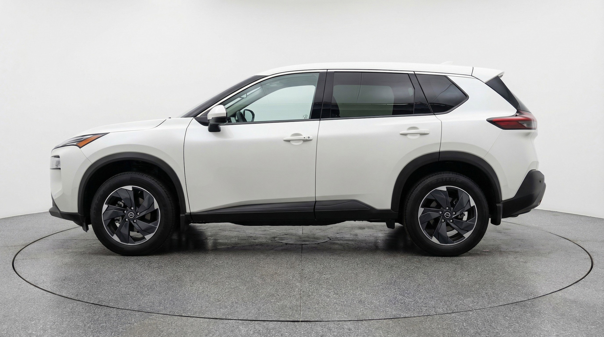Thumbnail: 2025 Nissan Rogue - 5