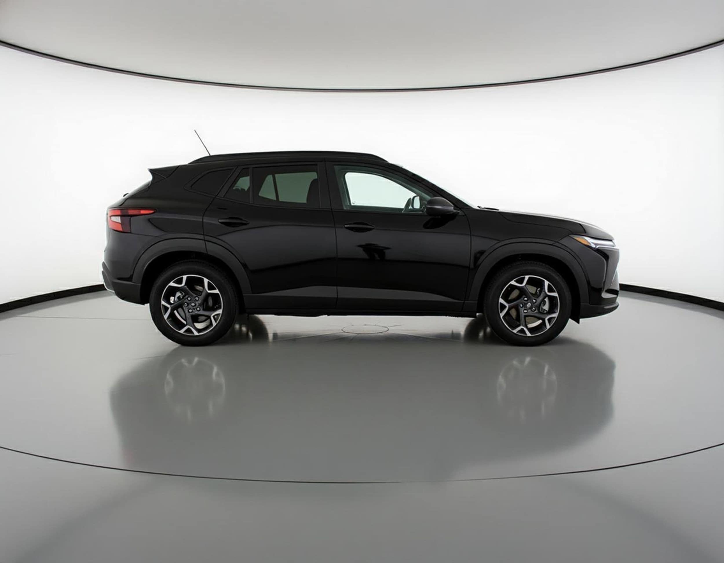 Thumbnail: 2025 Chevrolet Trax - 8