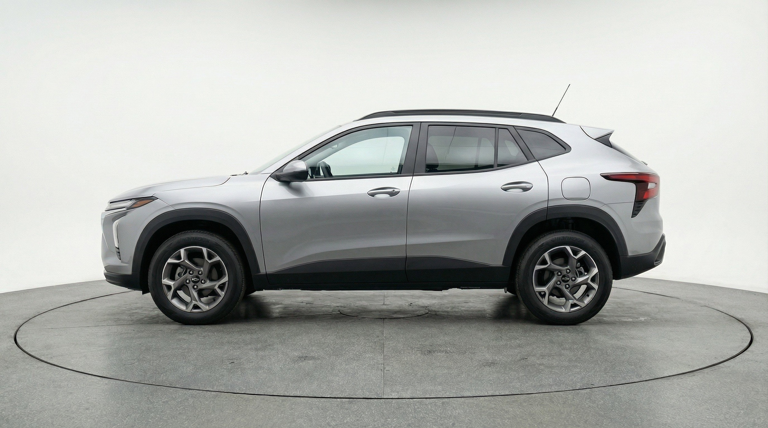 Thumbnail: 2025 Chevrolet Trax - 5