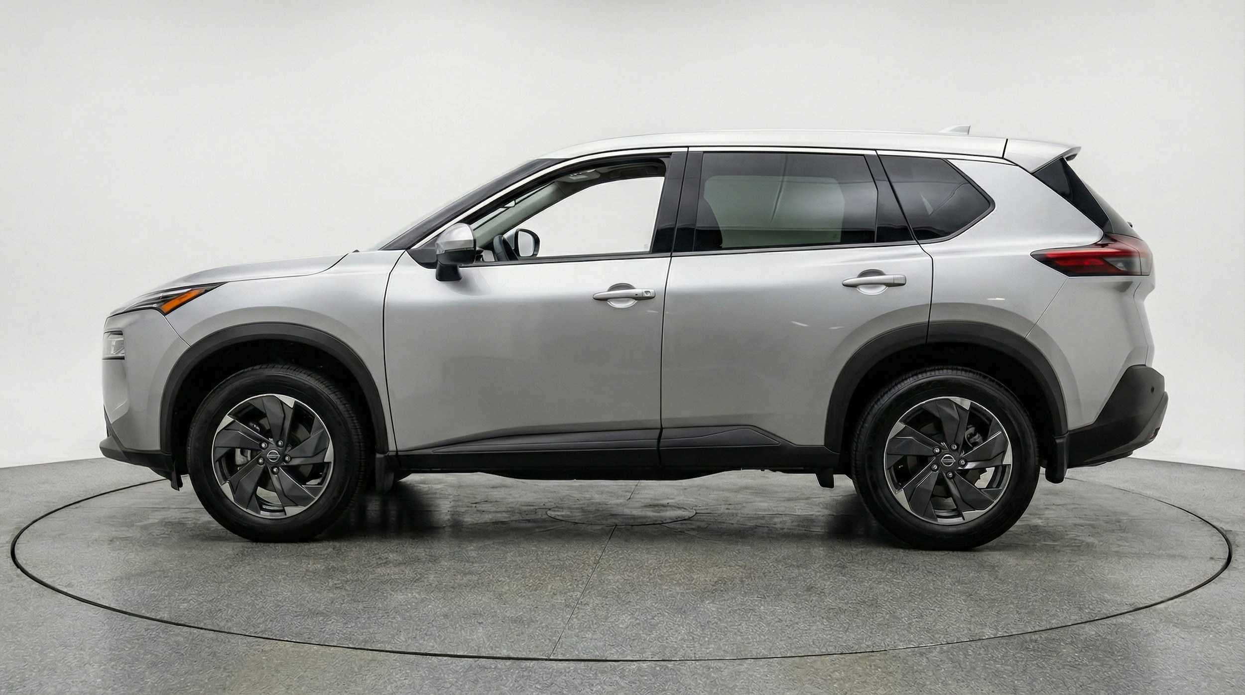 Thumbnail: 2025 Nissan Rogue - 4