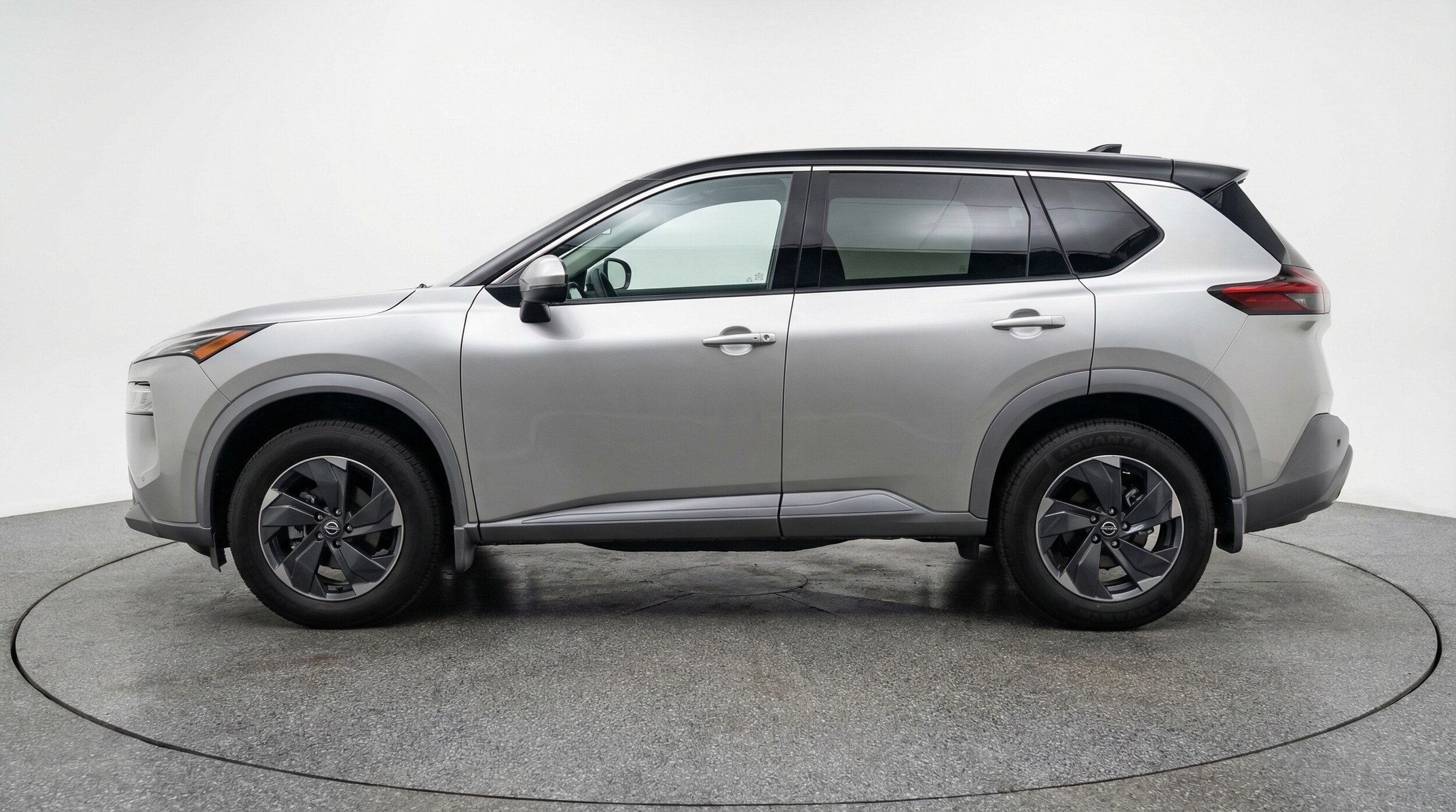 Thumbnail: 2025 Nissan Rogue - 4