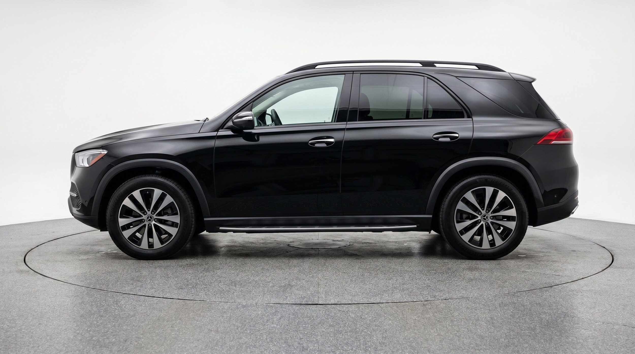 Thumbnail: 2026 Mercedes-Benz GLE - 5