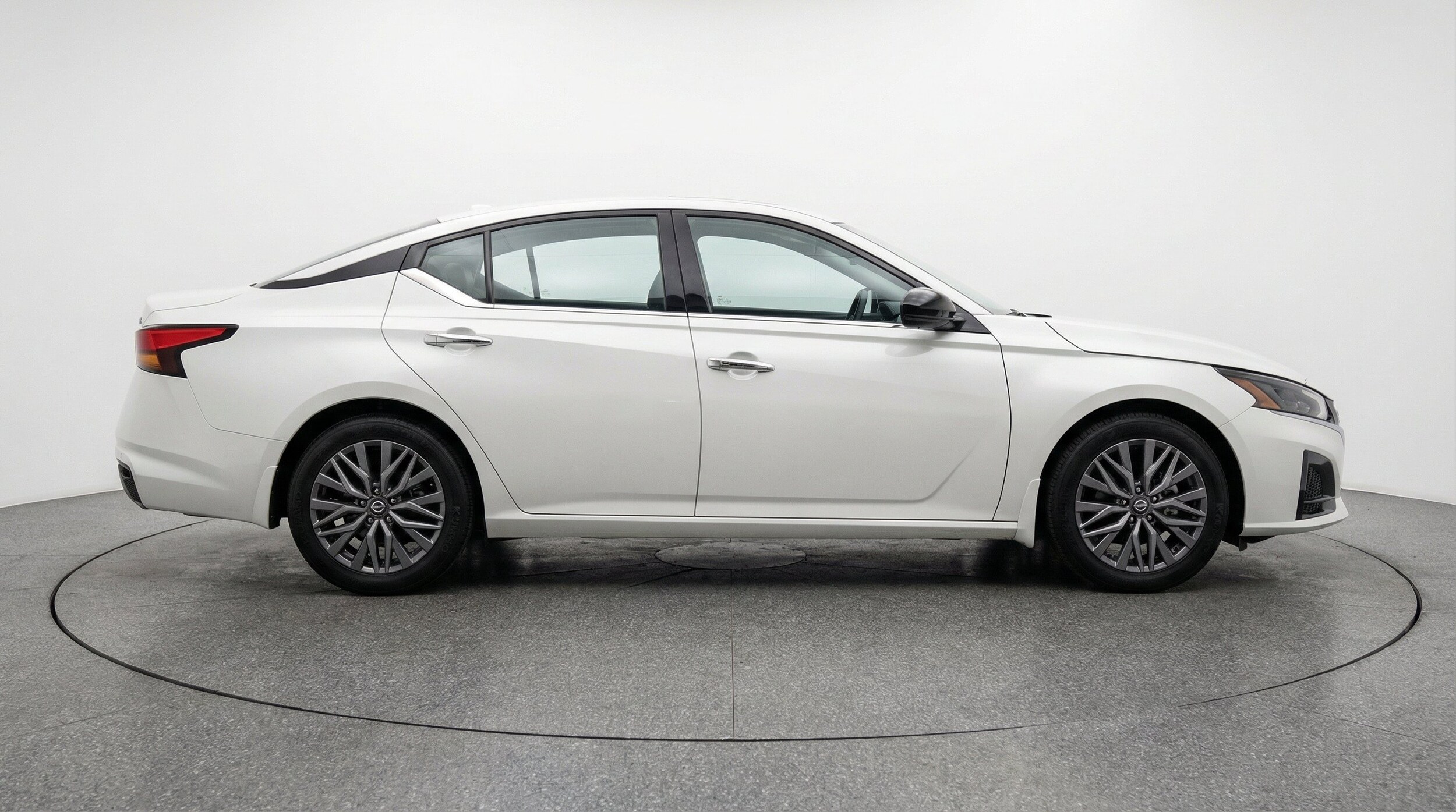 Thumbnail: 2025 Nissan Altima - 11