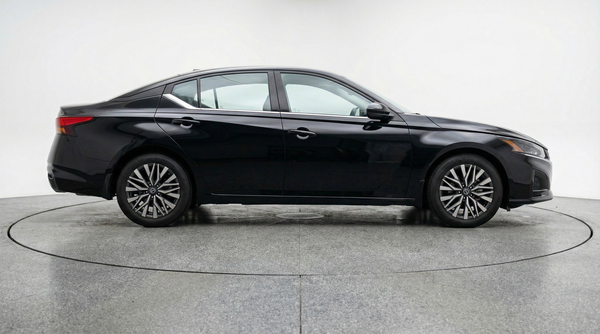 Thumbnail: 2025 Nissan Altima - 11