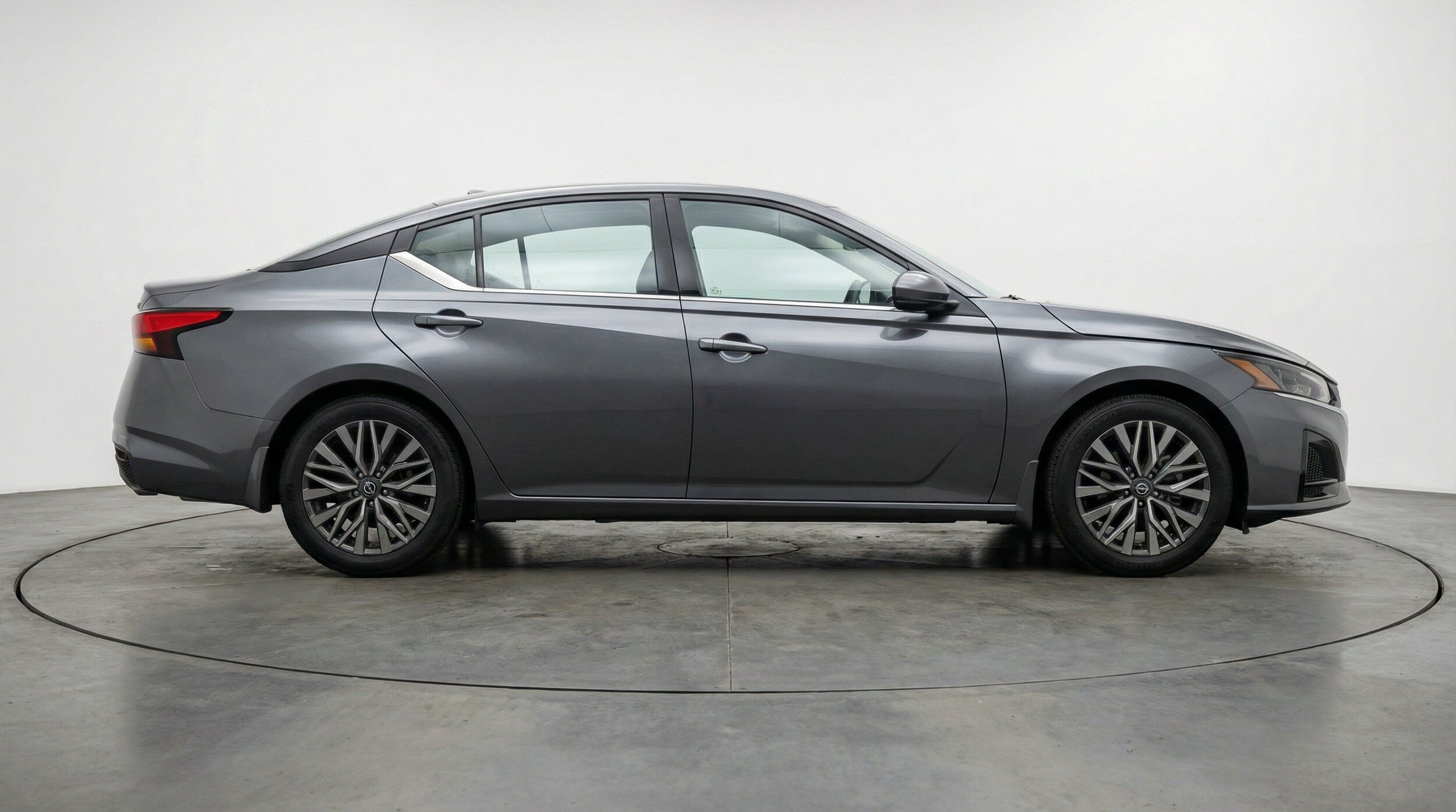Thumbnail: 2025 Nissan Altima - 11