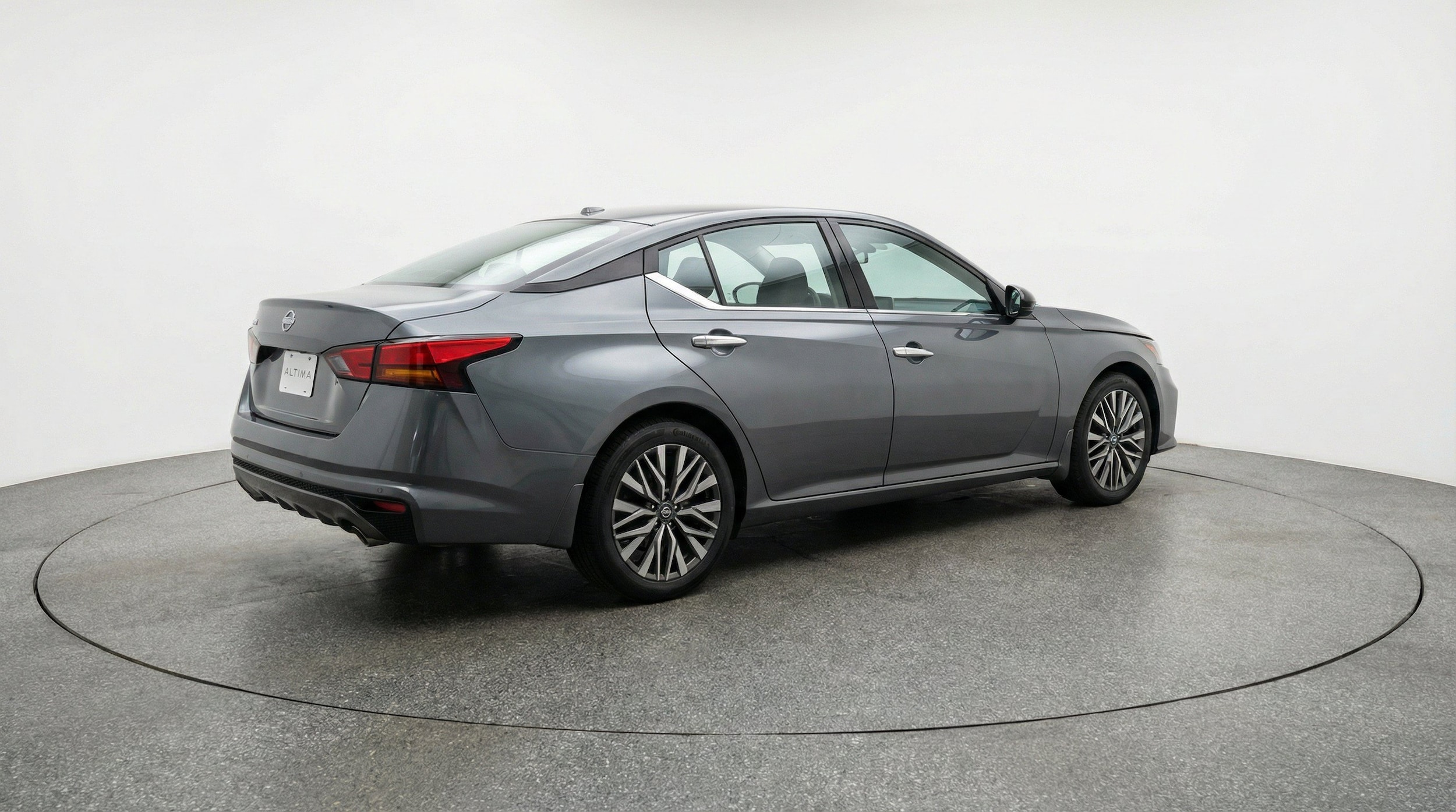 Thumbnail: 2025 Nissan Altima - 9