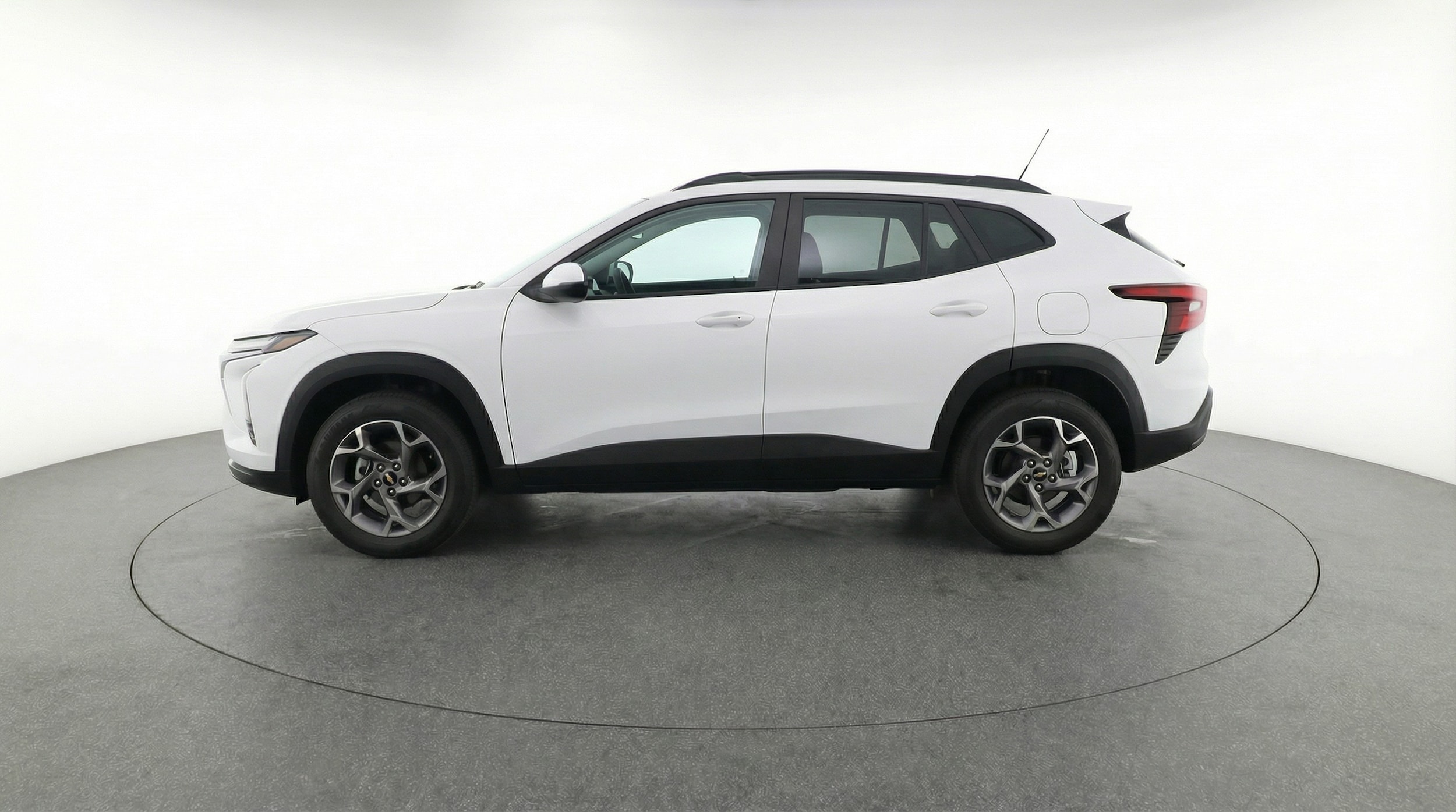 Thumbnail: 2025 Chevrolet Trax - 4