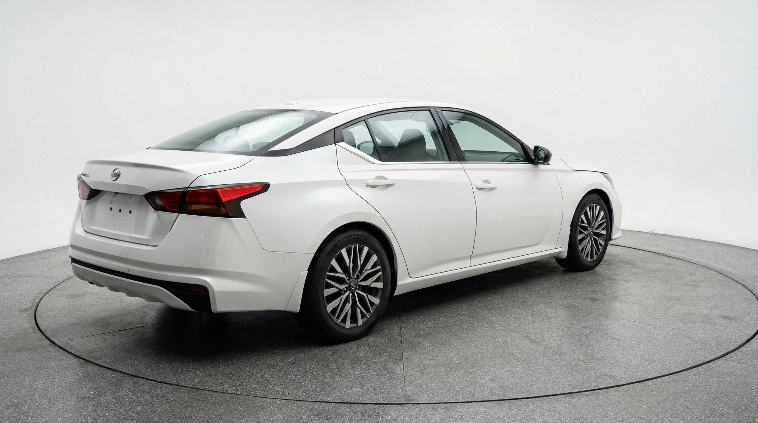 Thumbnail: 2025 Nissan Altima - 9