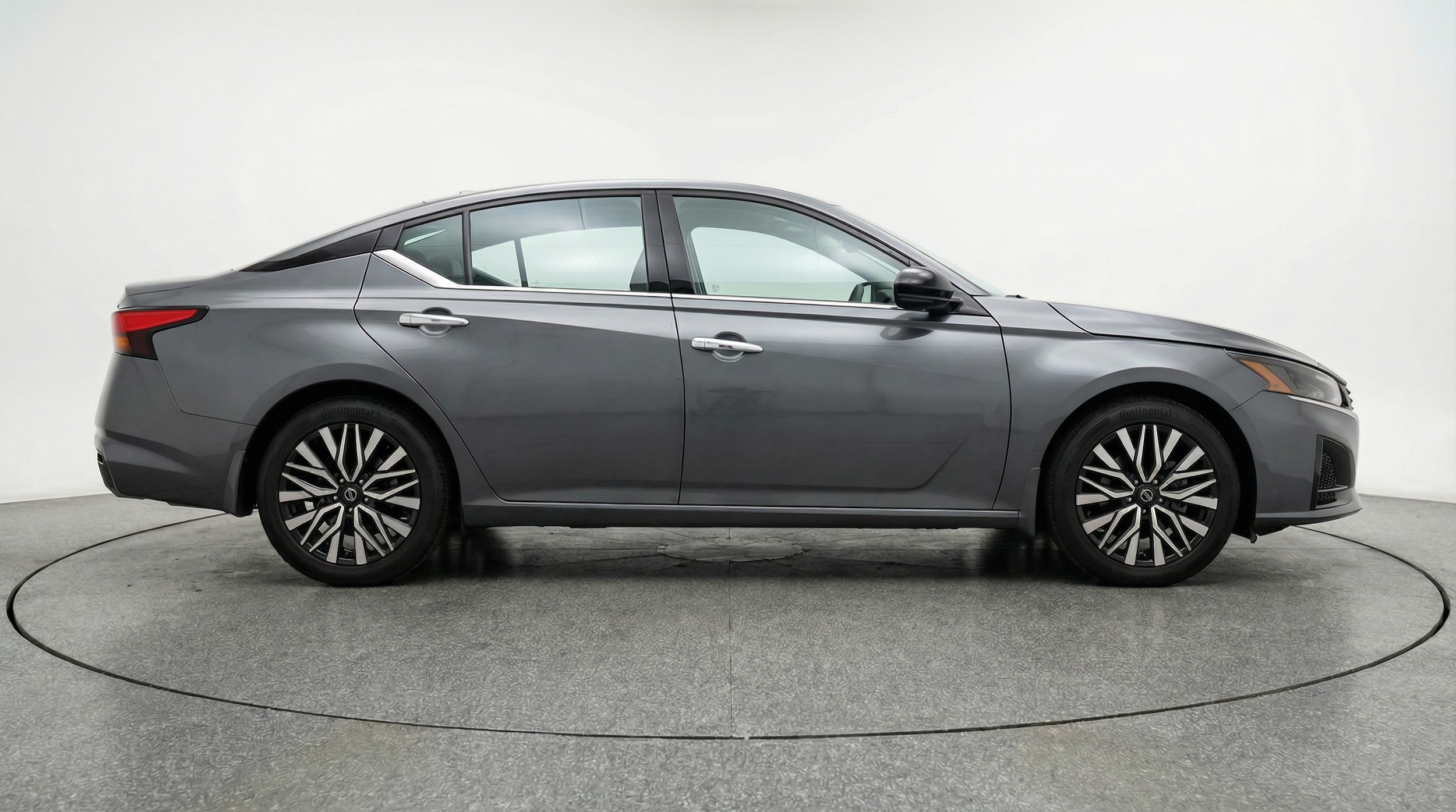 Thumbnail: 2025 Nissan Altima - 8