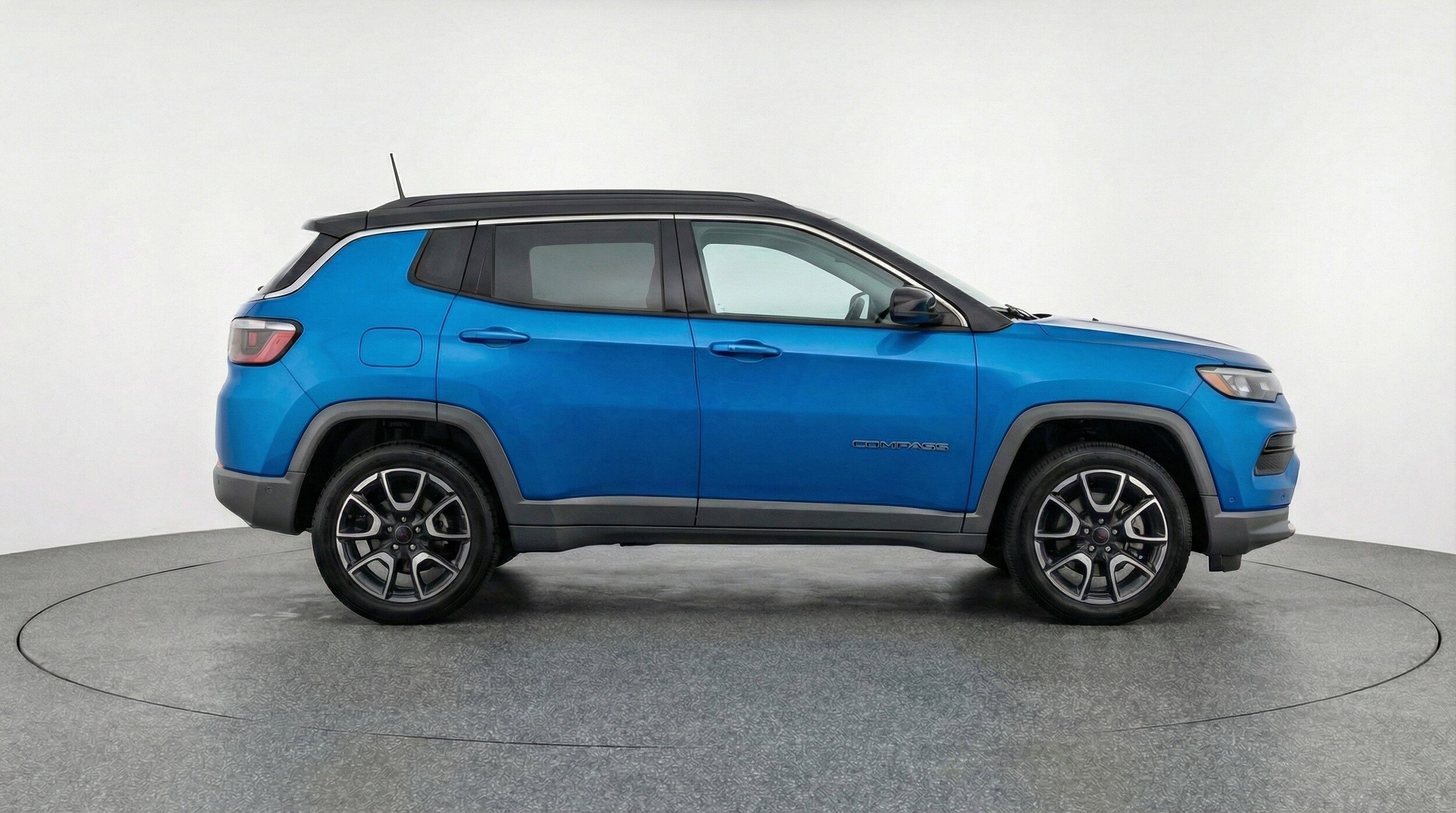 Thumbnail: 2025 Jeep Compass - 11