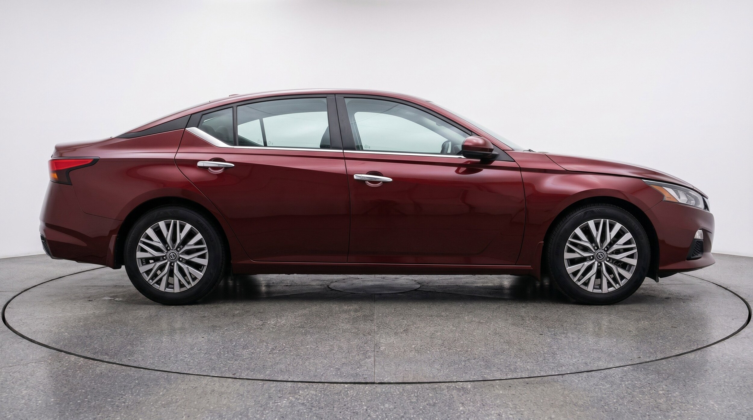 Thumbnail: 2025 Nissan Altima - 11