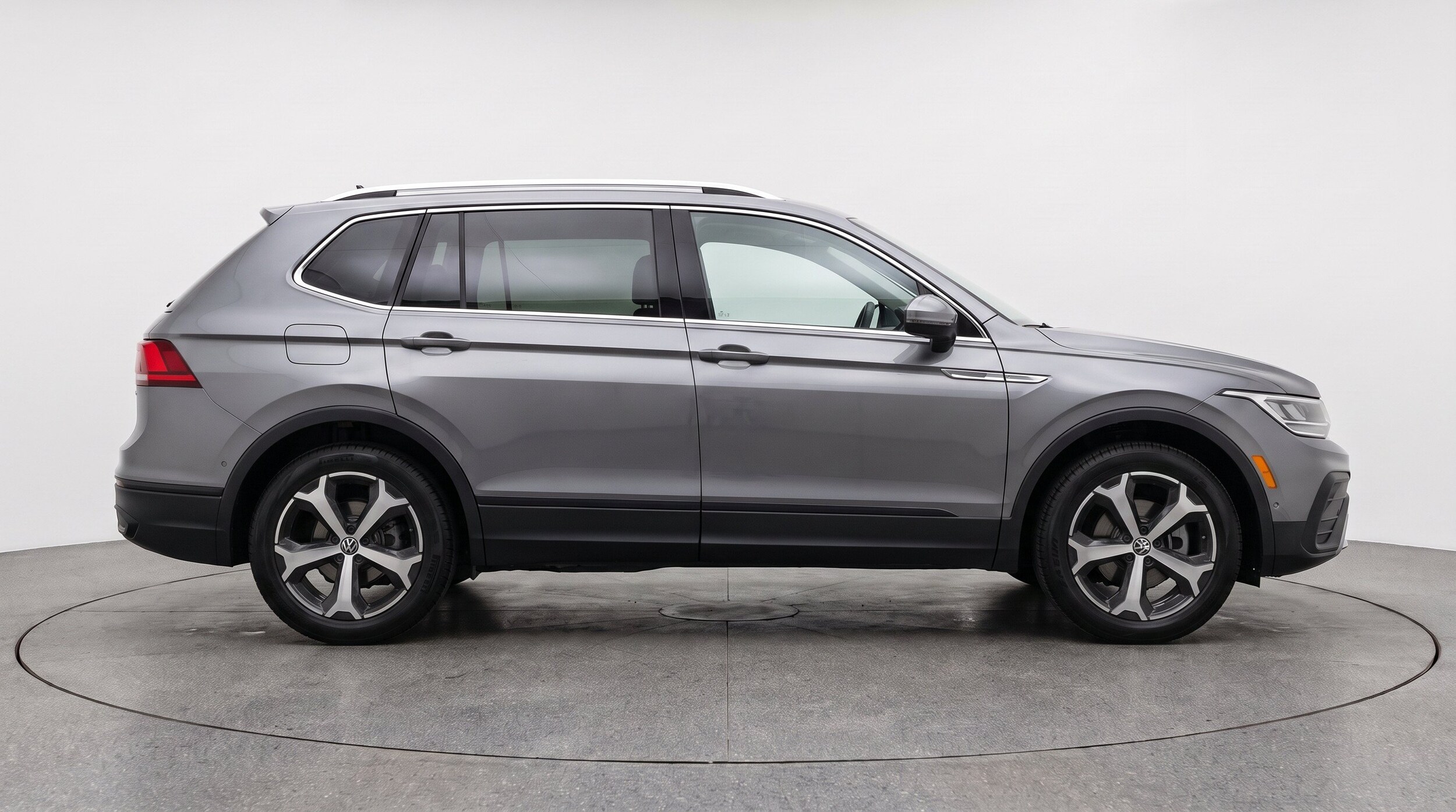 Thumbnail: 2026 Volkswagen Tiguan - 10