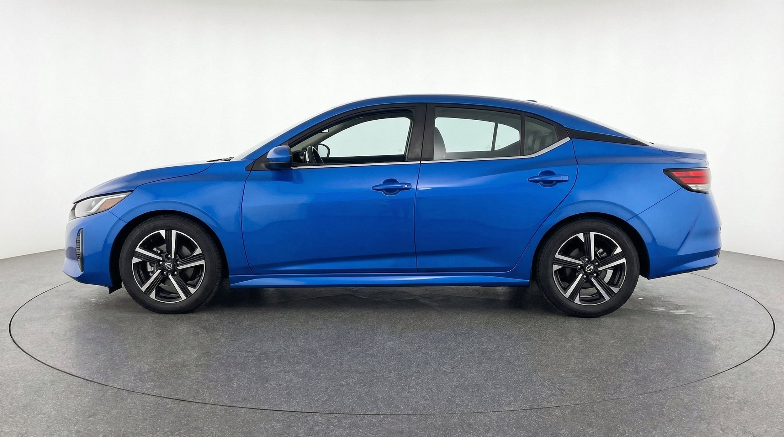 Thumbnail: 2025 Nissan Sentra - 5