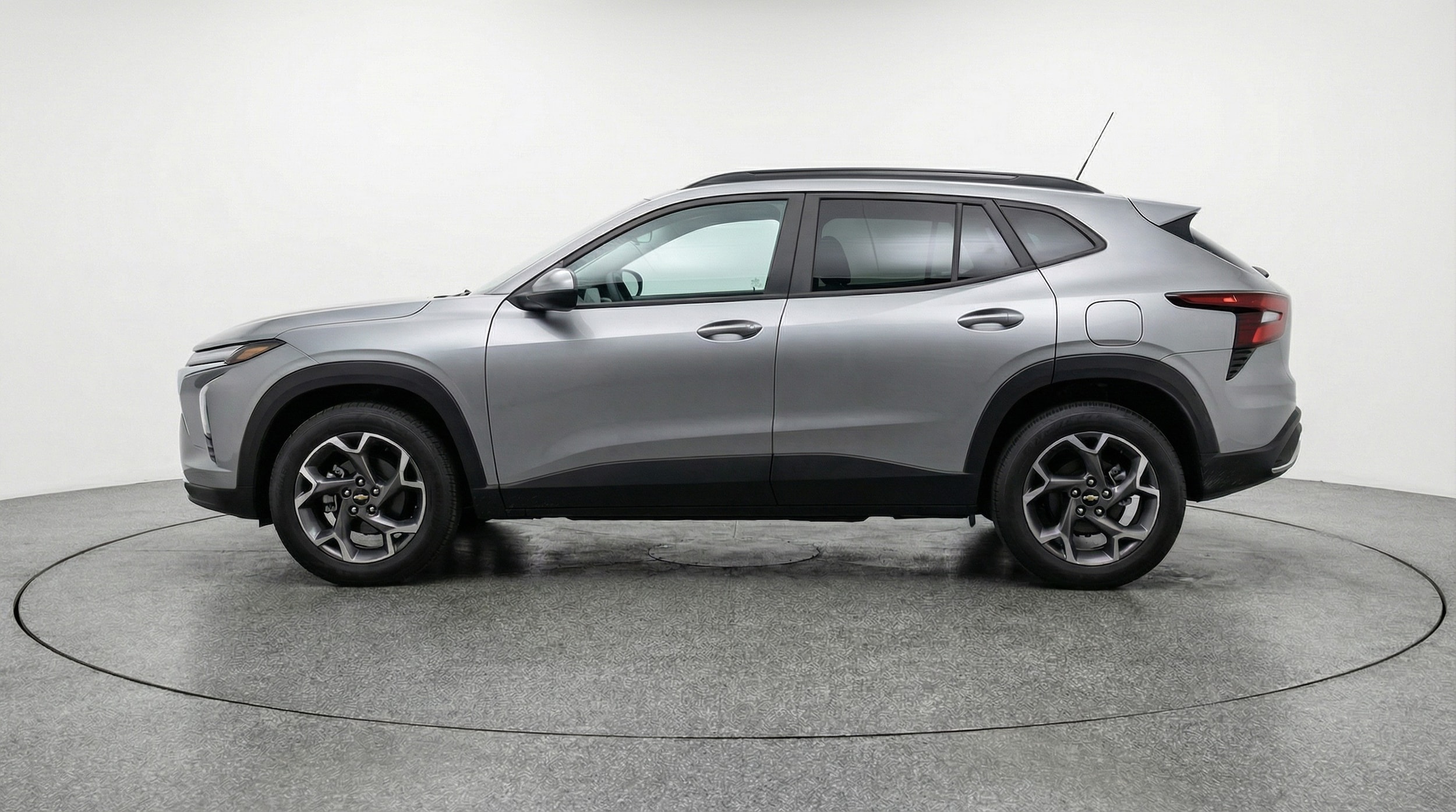 Thumbnail: 2025 Chevrolet Trax - 4