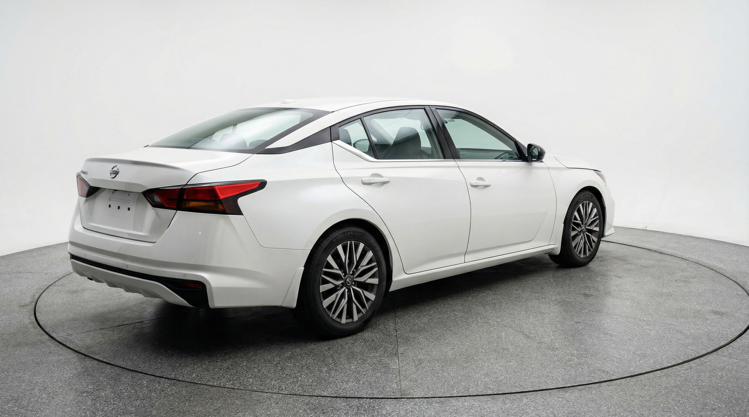 Thumbnail: 2025 Nissan Altima - 9