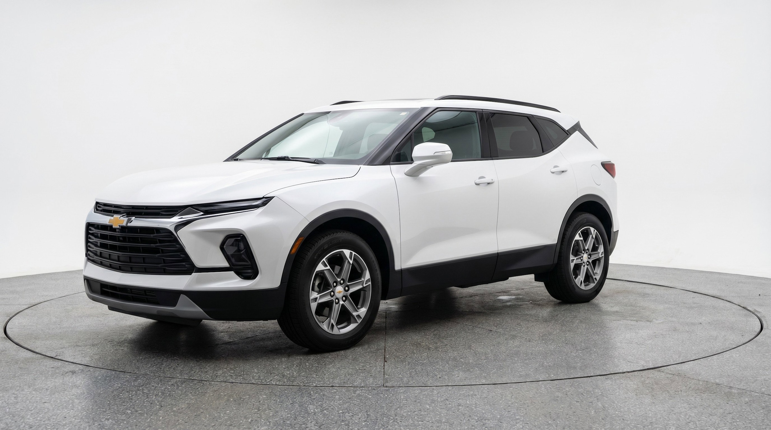 Thumbnail: 2025 Chevrolet Blazer - 3