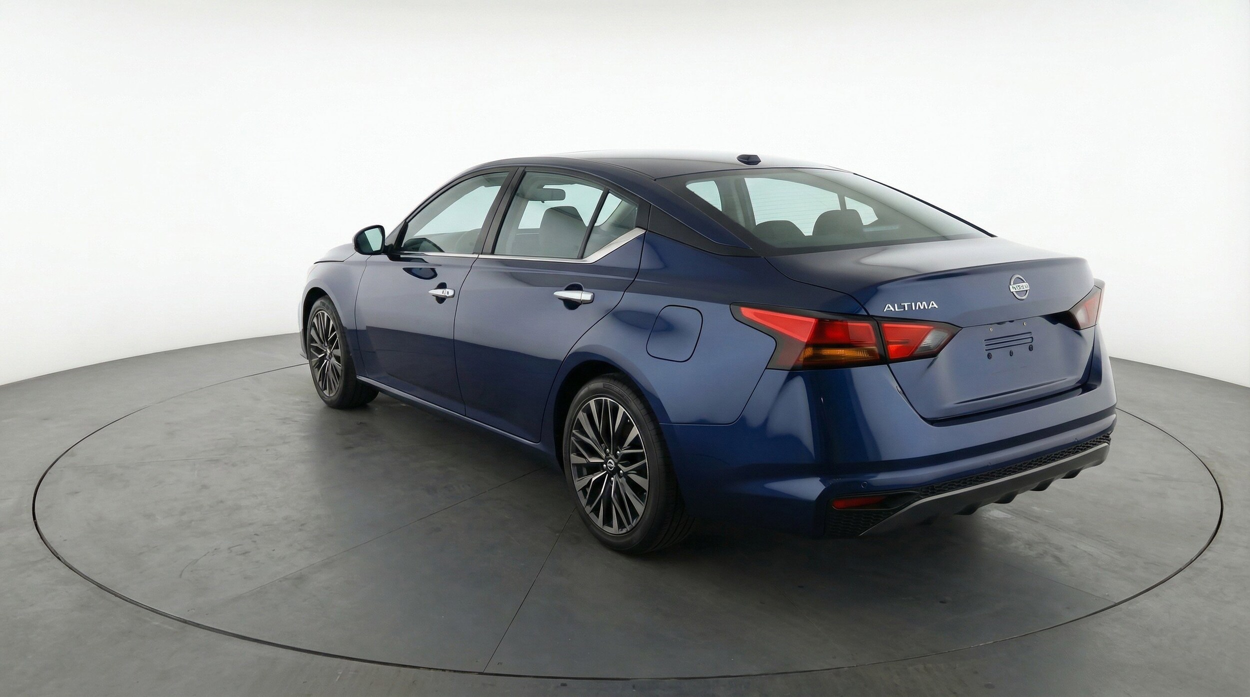 Thumbnail: 2025 Nissan Altima - 6