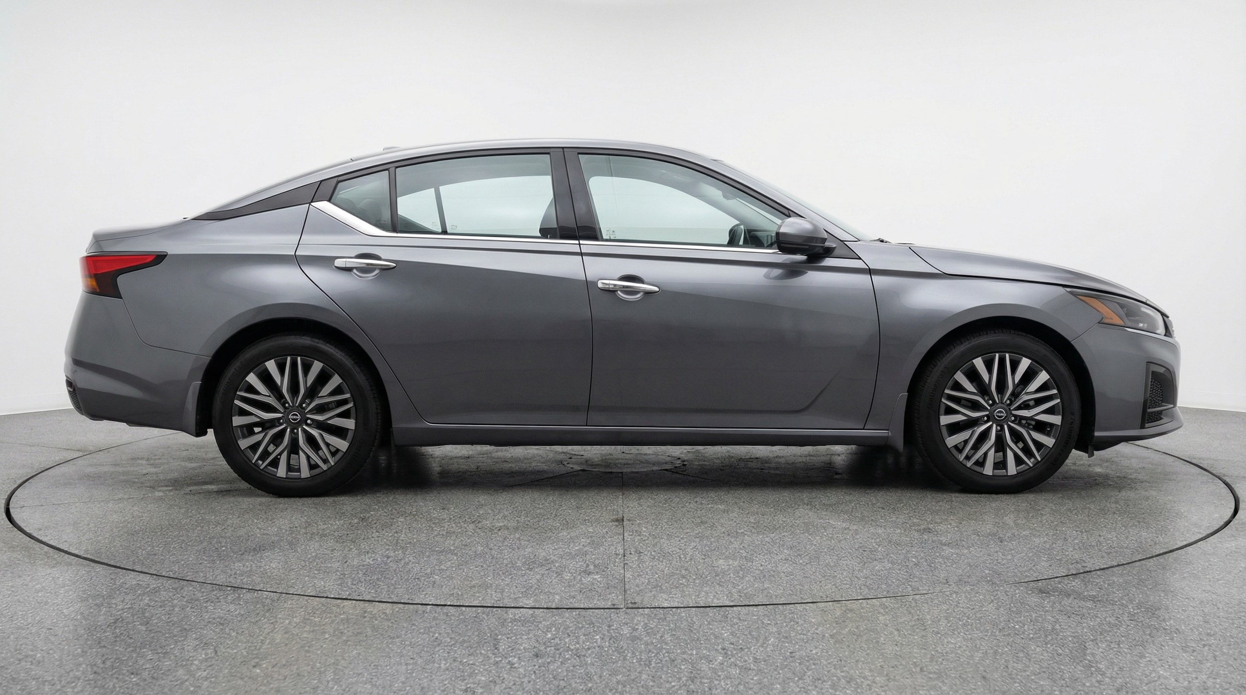 Thumbnail: 2025 Nissan Altima - 8