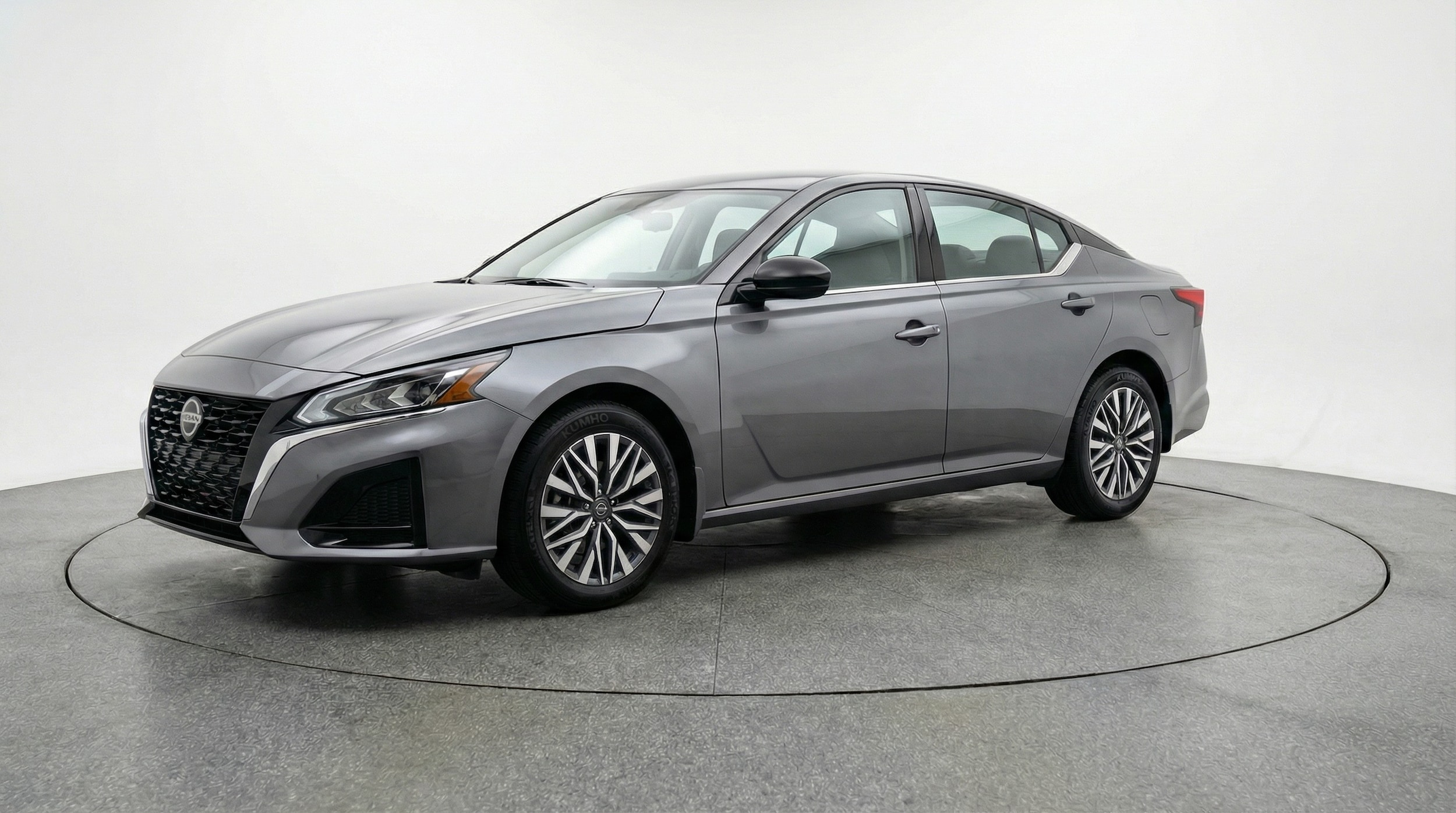 Thumbnail: 2025 Nissan Altima - 3