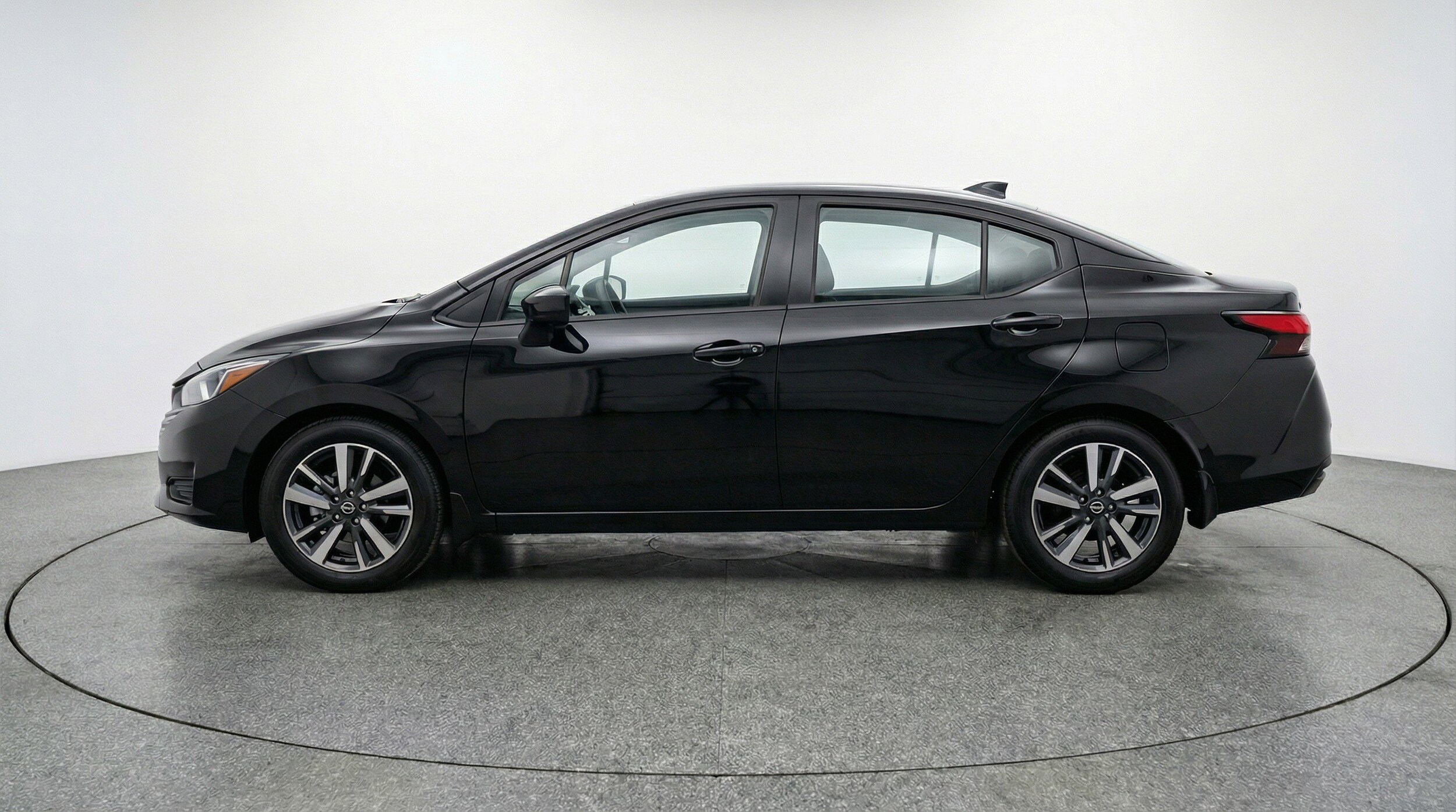 Thumbnail: 2025 Nissan Versa - 5