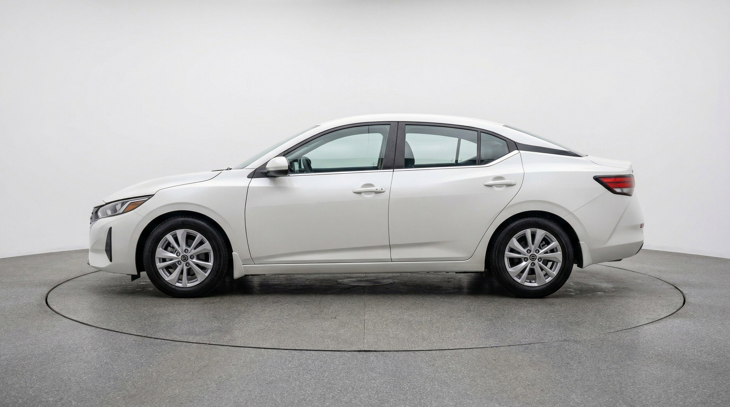 Thumbnail: 2025 Nissan Sentra - 5