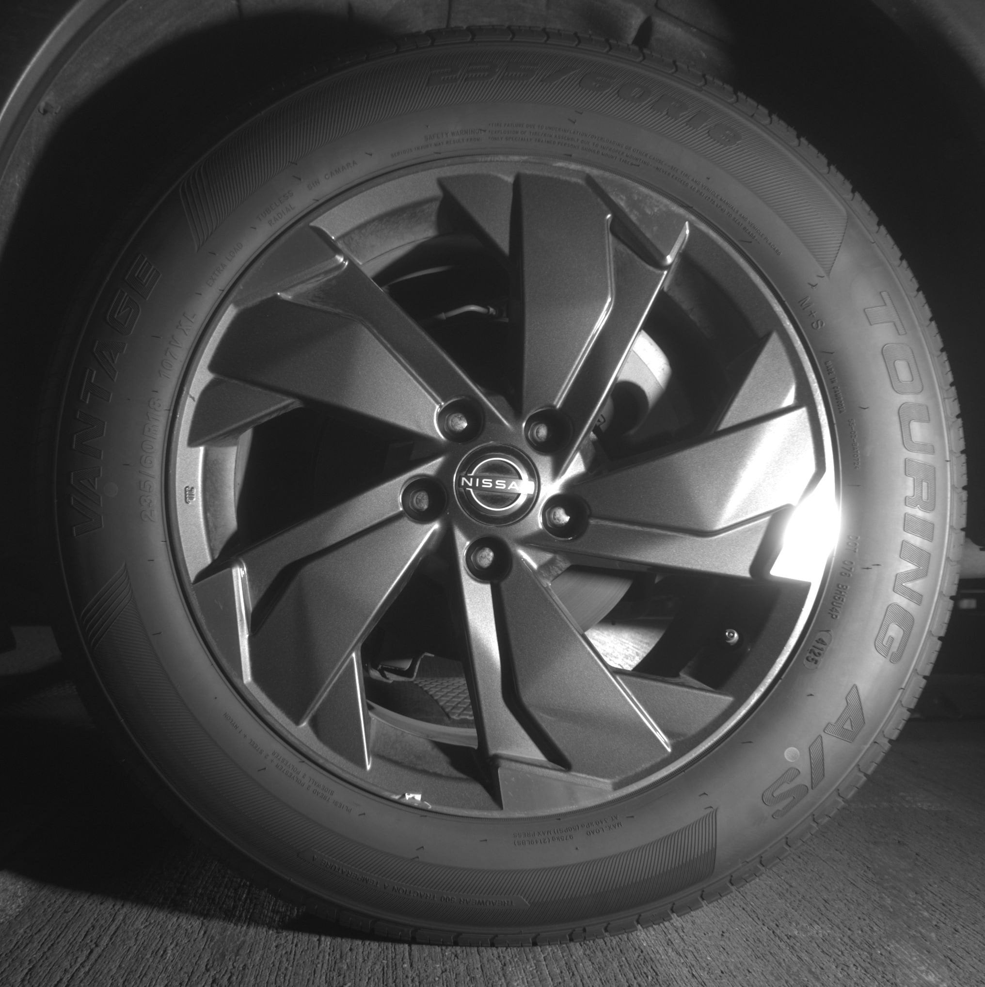 Thumbnail: 2025 Nissan Rogue - 14