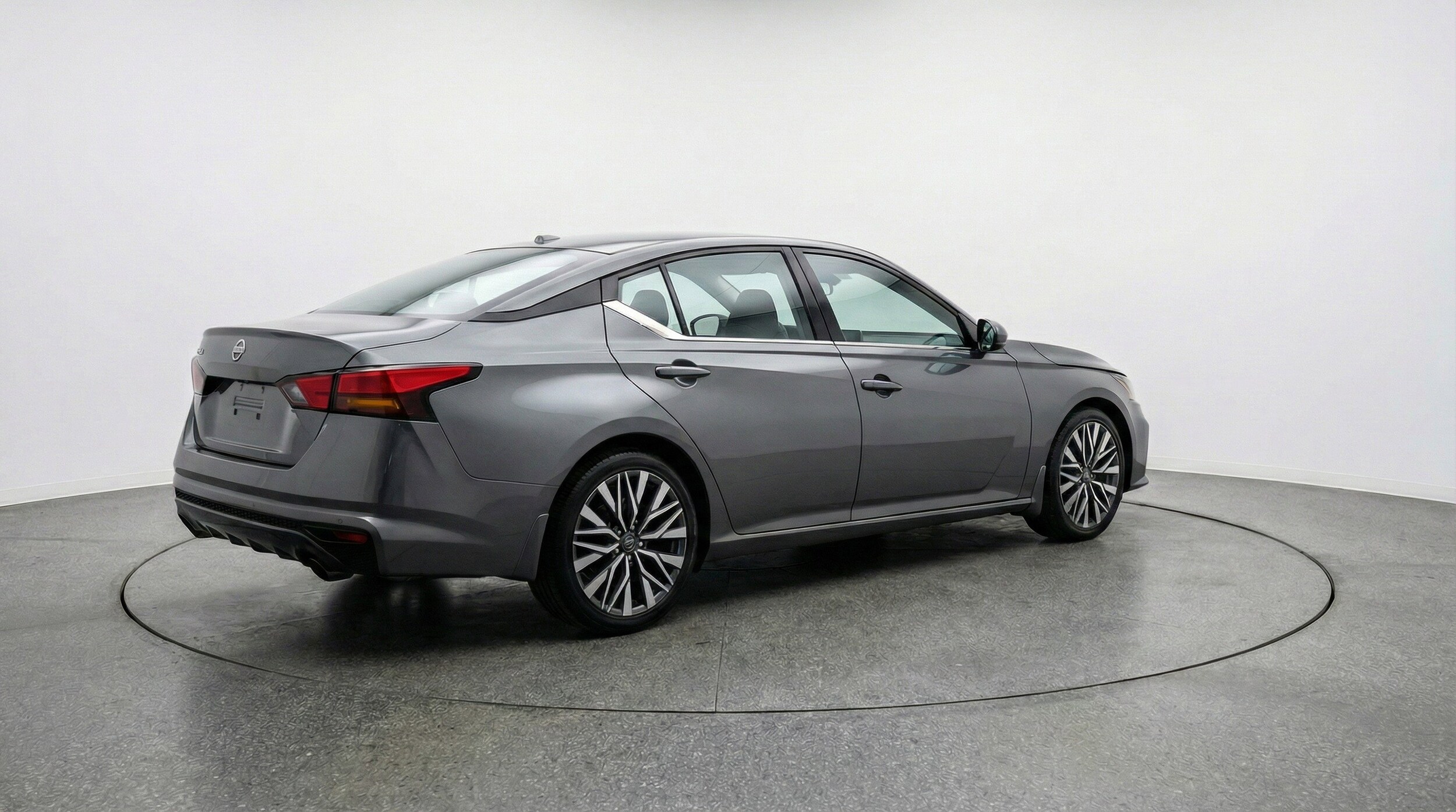 Thumbnail: 2025 Nissan Altima - 9