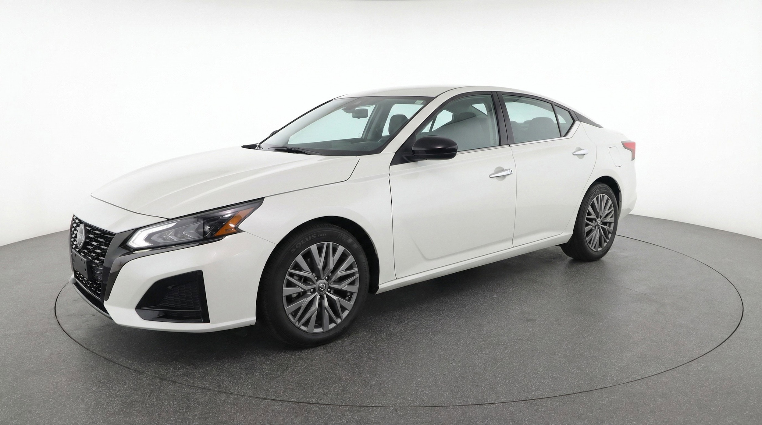 Thumbnail: 2025 Nissan Altima - 3