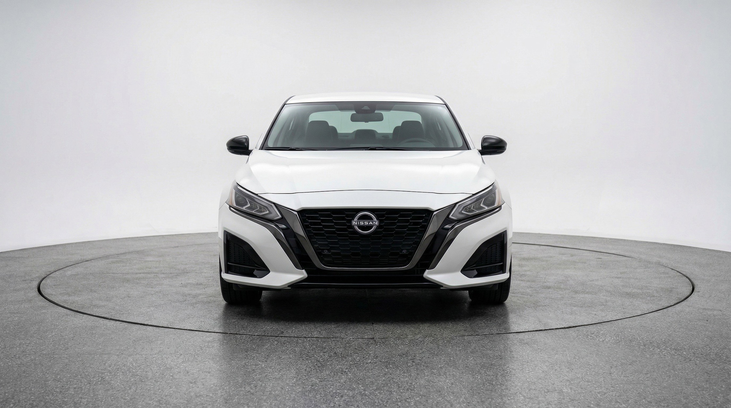 Thumbnail: 2025 Nissan Altima - 2