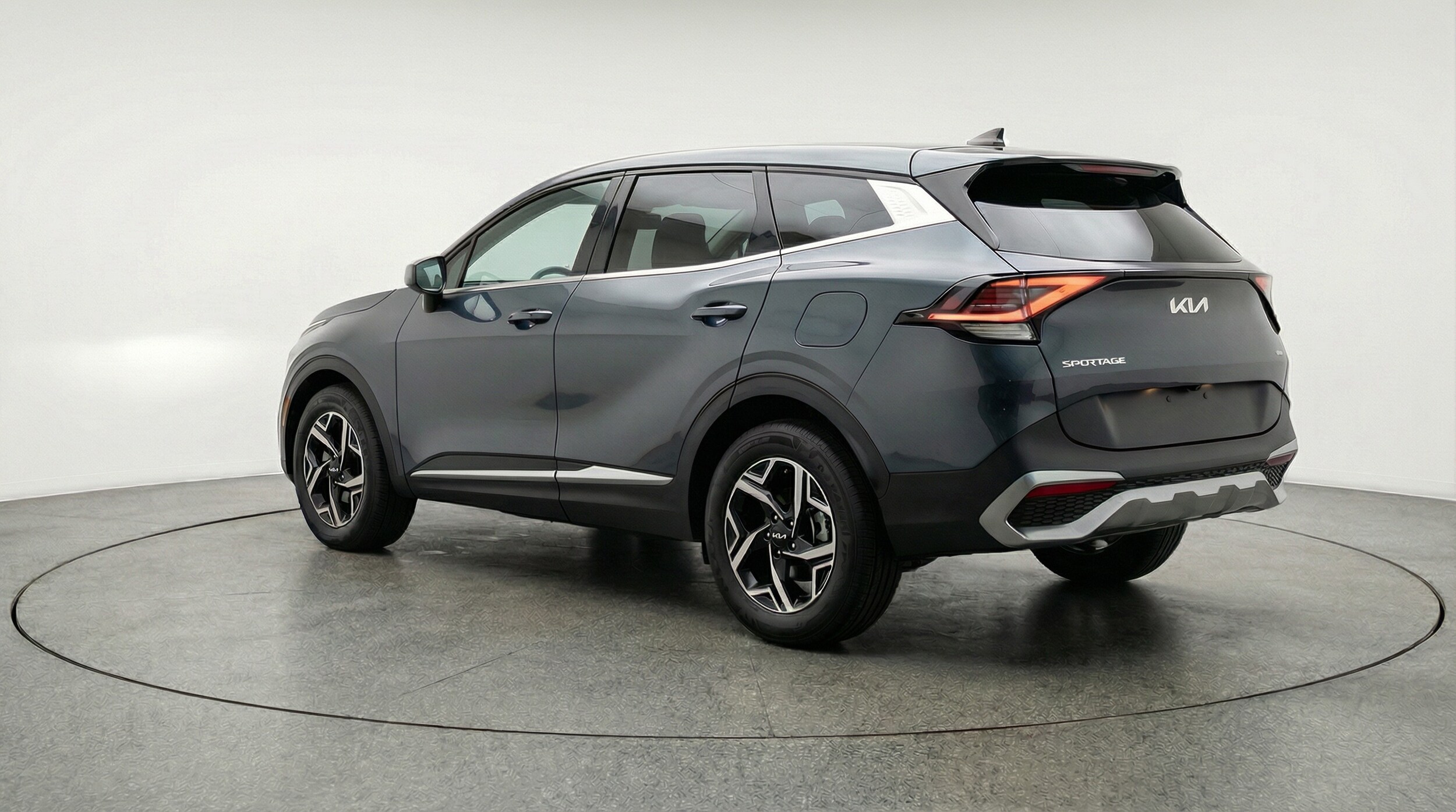 Thumbnail: 2025 Kia Sportage - 5