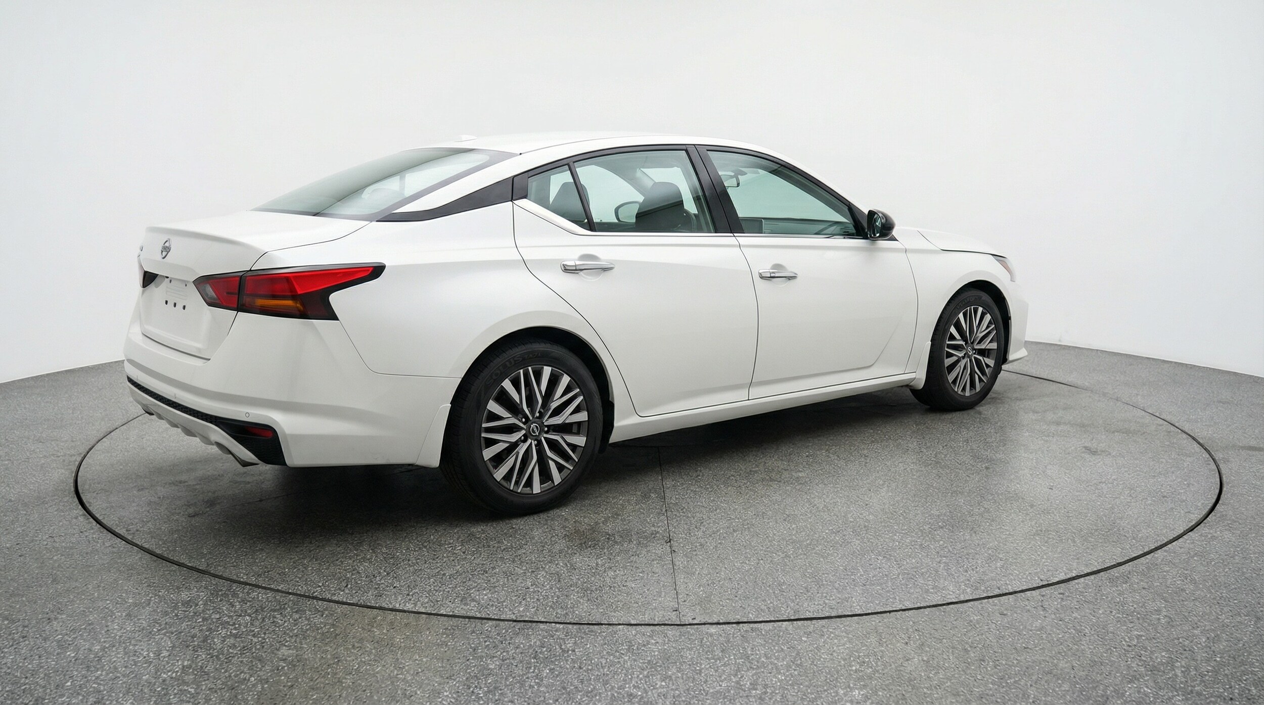 Thumbnail: 2025 Nissan Altima - 7