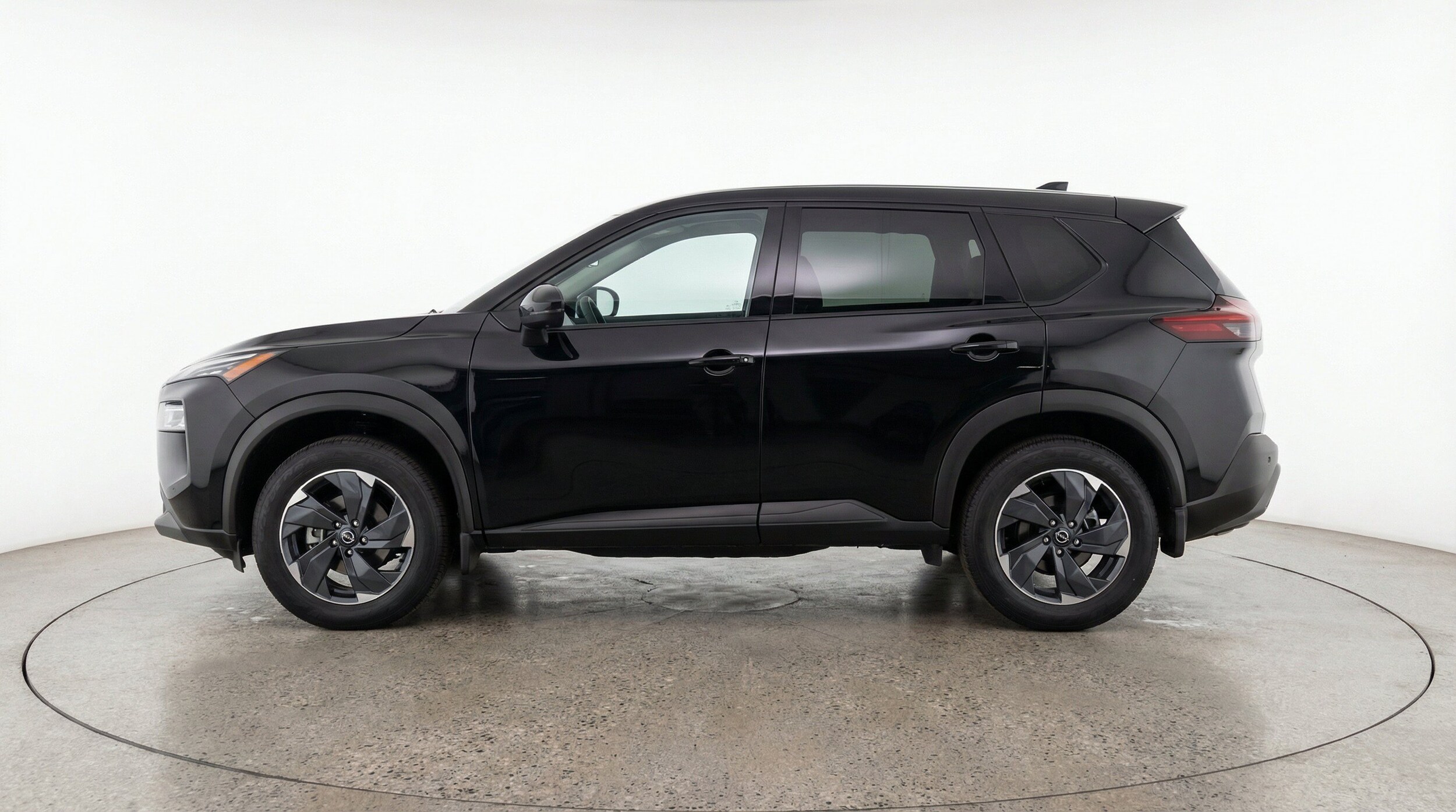Thumbnail: 2025 Nissan Rogue - 5