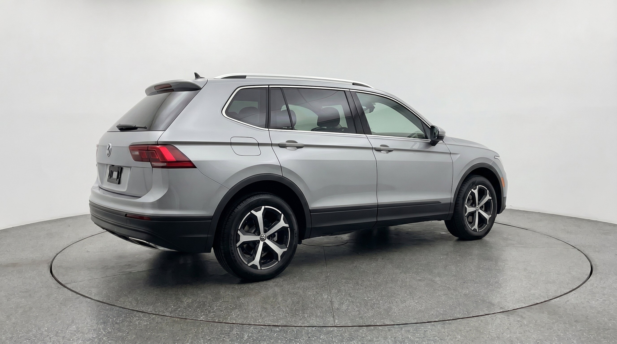 Thumbnail: 2026 Volkswagen Tiguan - 9