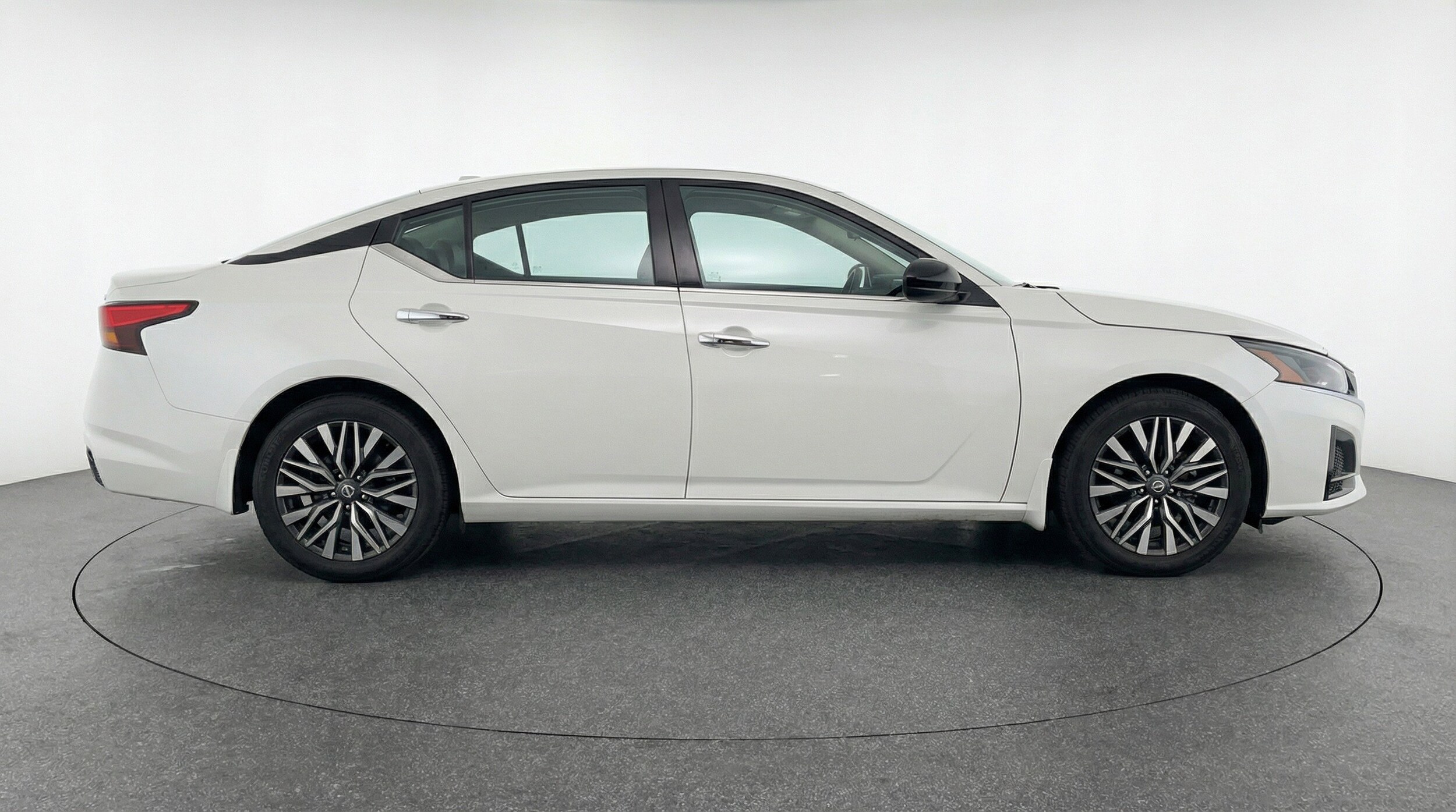 Thumbnail: 2025 Nissan Altima - 11