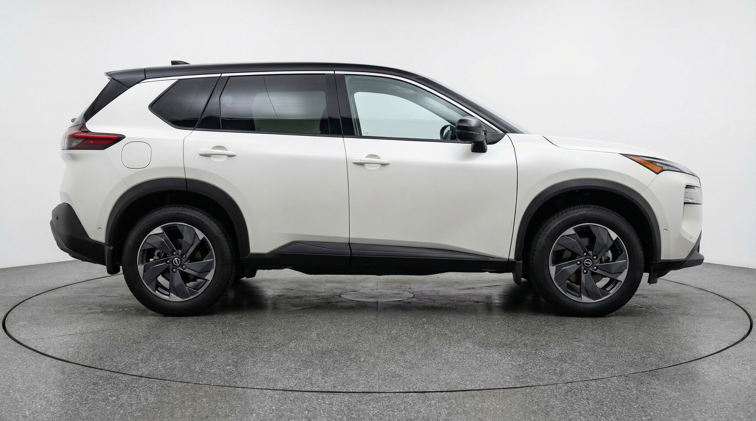 Thumbnail: 2025 Nissan Rogue - 11