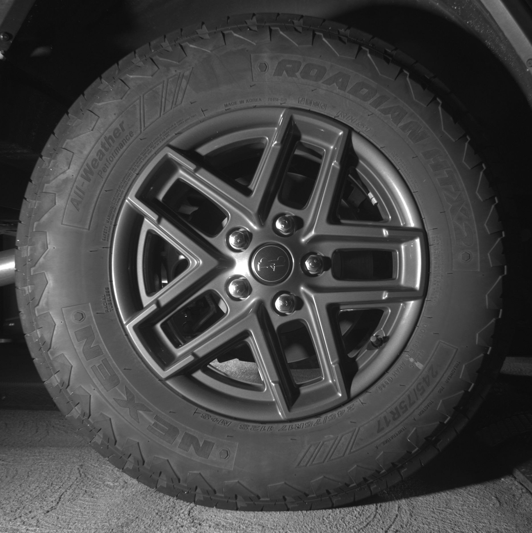 Thumbnail: 2025 Jeep Wrangler - 15