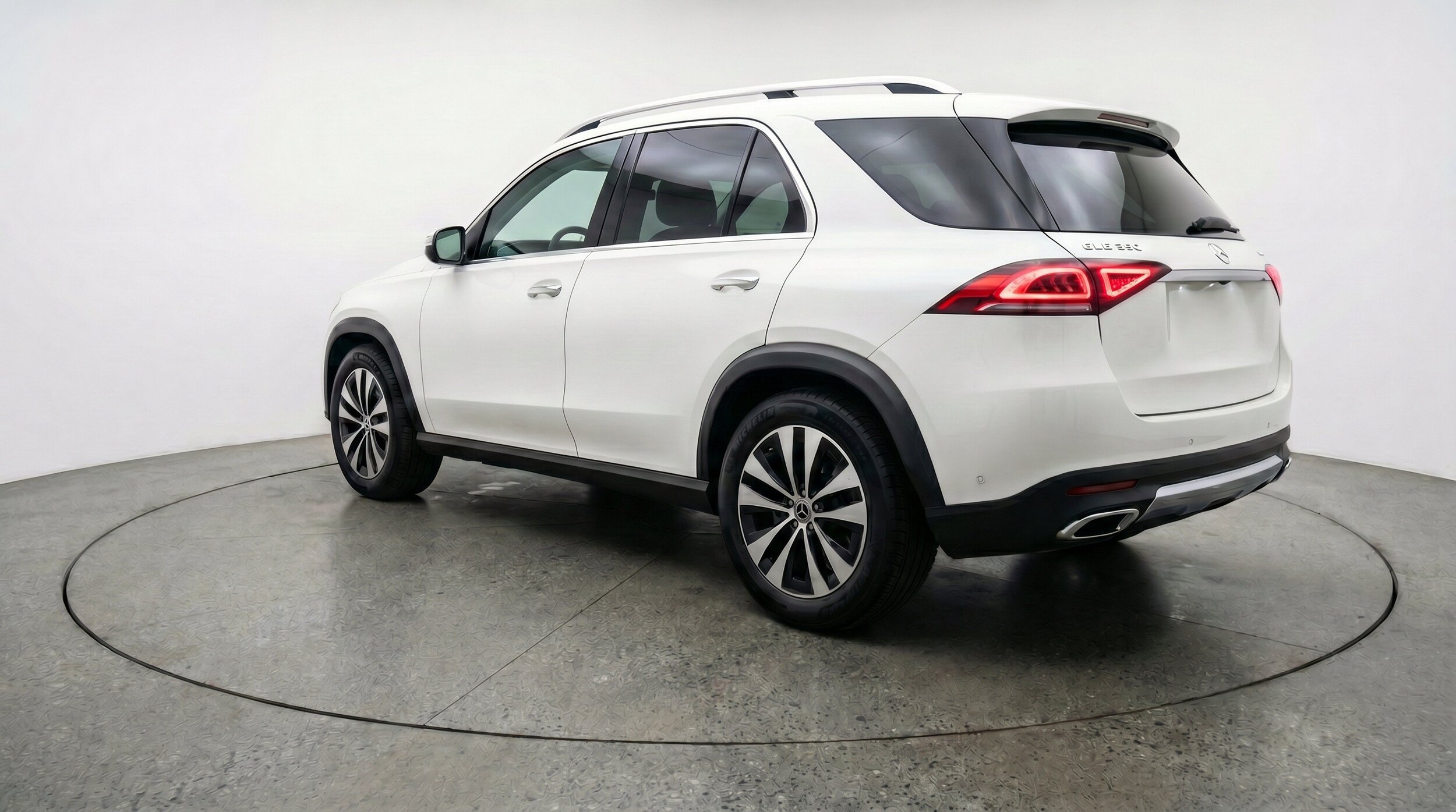 Thumbnail: 2026 Mercedes-Benz GLE - 6