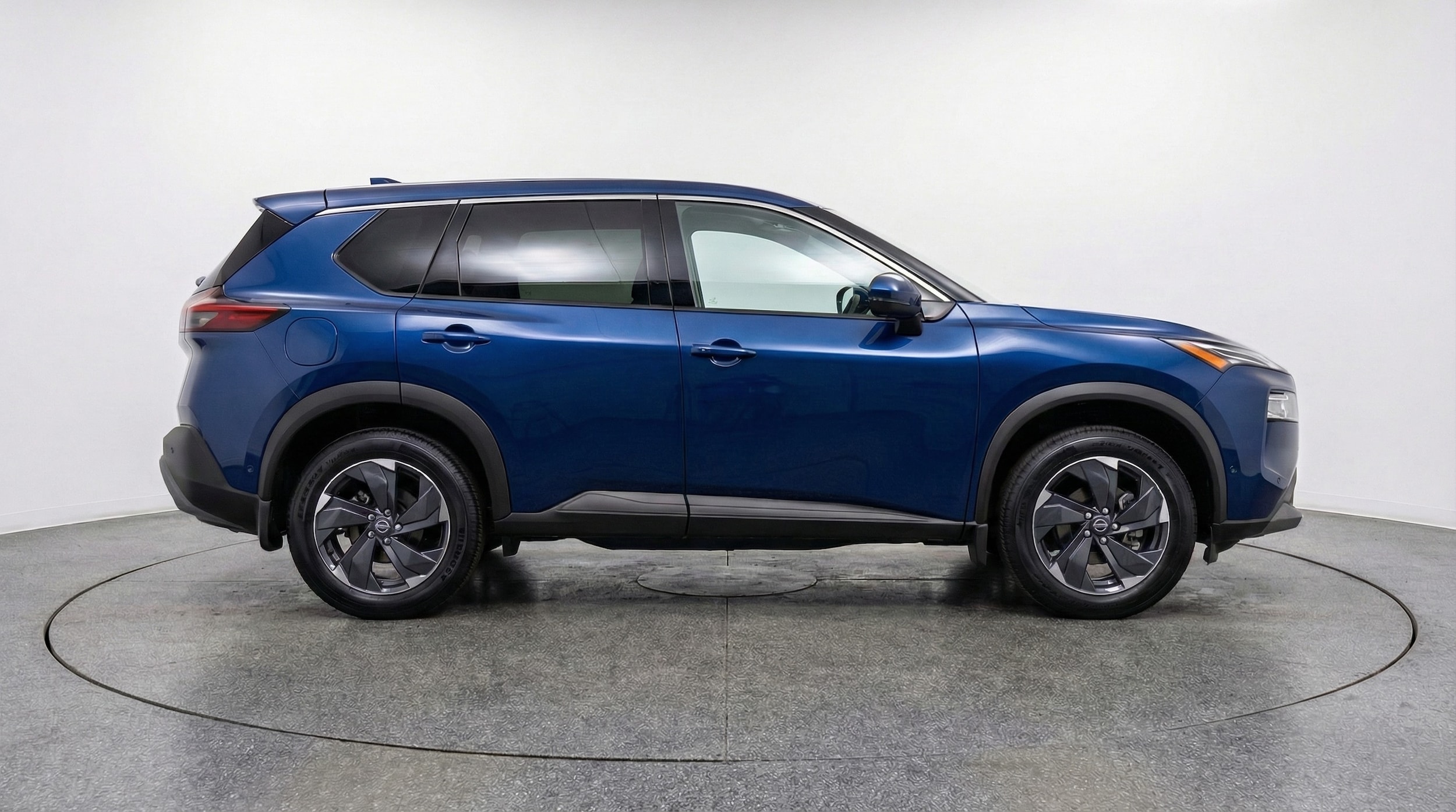 Thumbnail: 2025 Nissan Rogue - 8