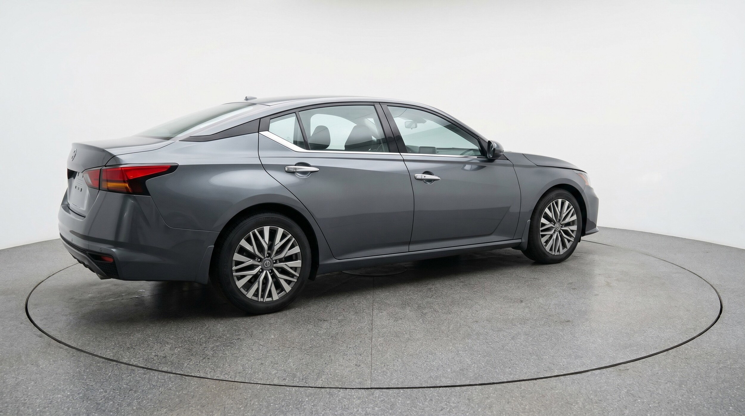 Thumbnail: 2025 Nissan Altima - 9