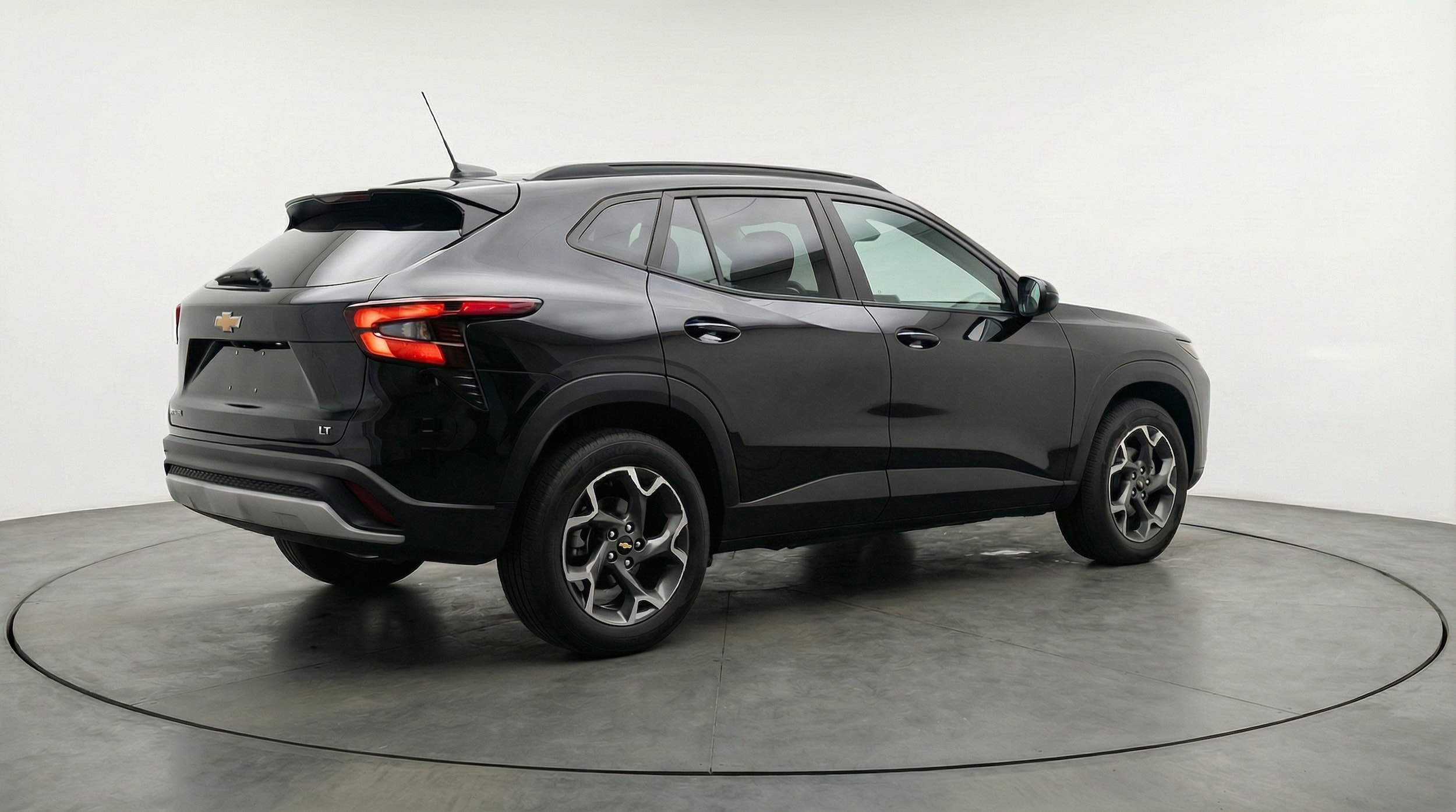 Thumbnail: 2025 Chevrolet Trax - 7