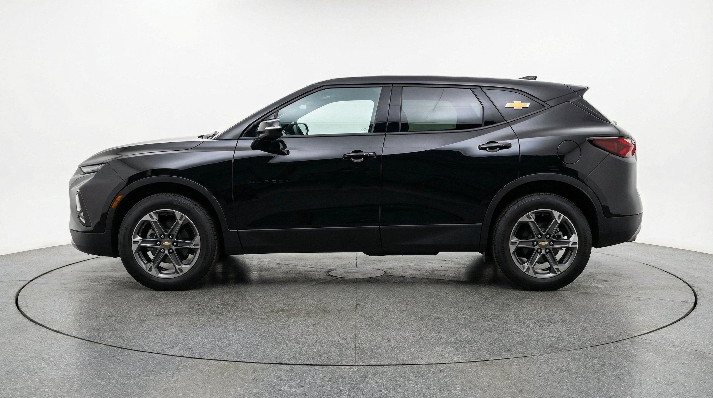 Thumbnail: 2026 Chevrolet Blazer - 5