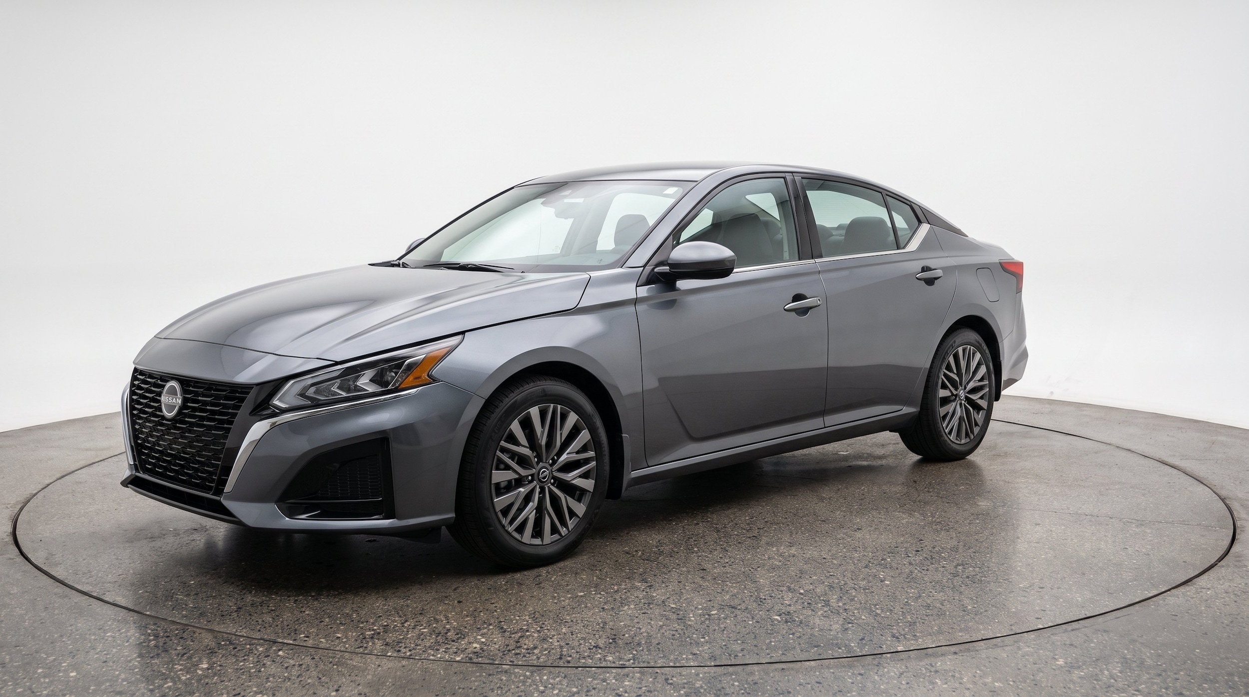 Thumbnail: 2025 Nissan Altima - 3