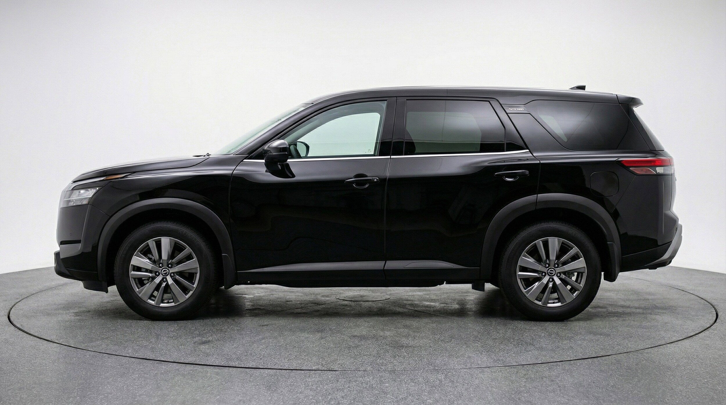 Thumbnail: 2025 Nissan Pathfinder - 5