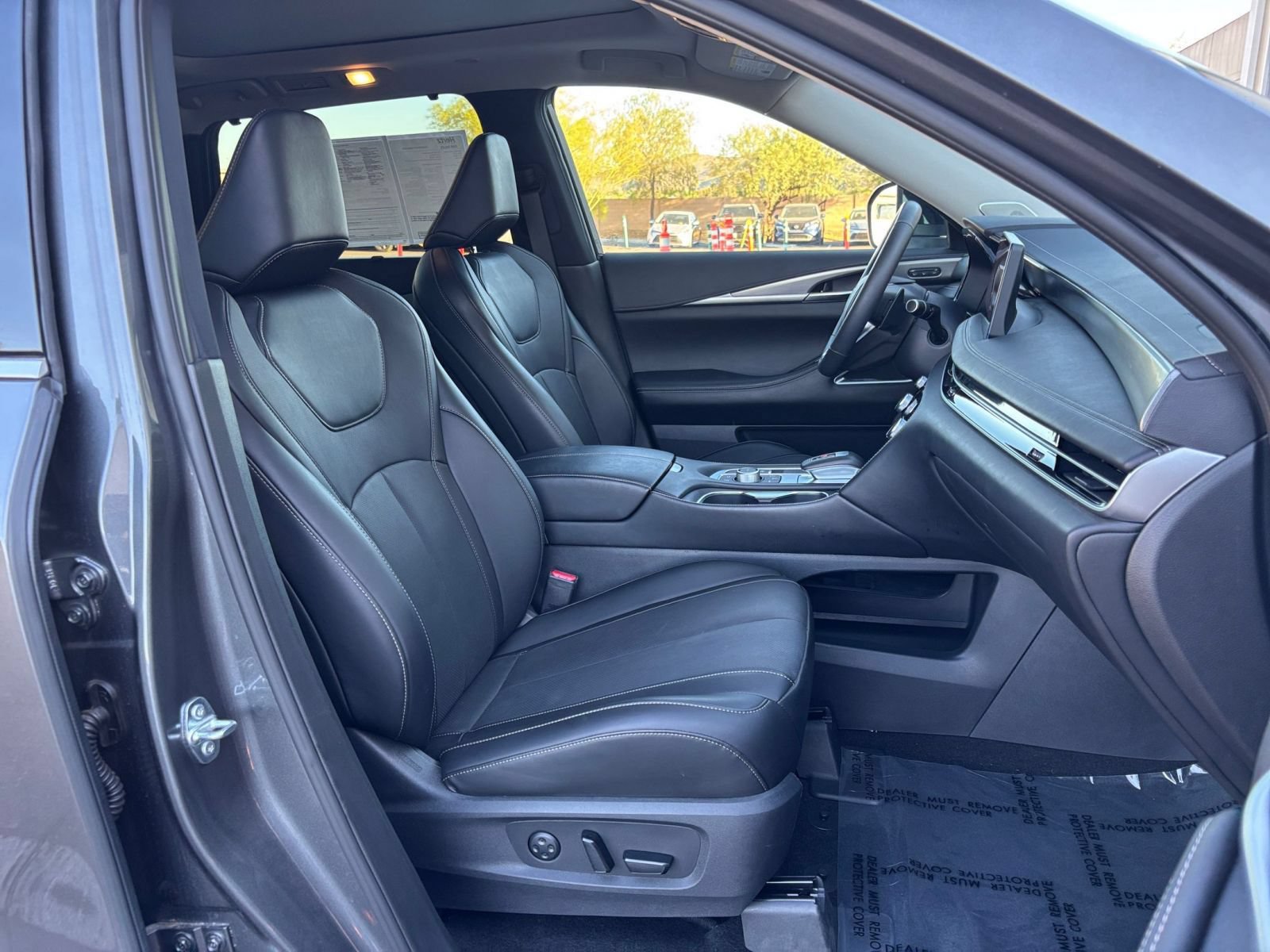 Thumbnail: 2026 INFINITI QX60 - 35