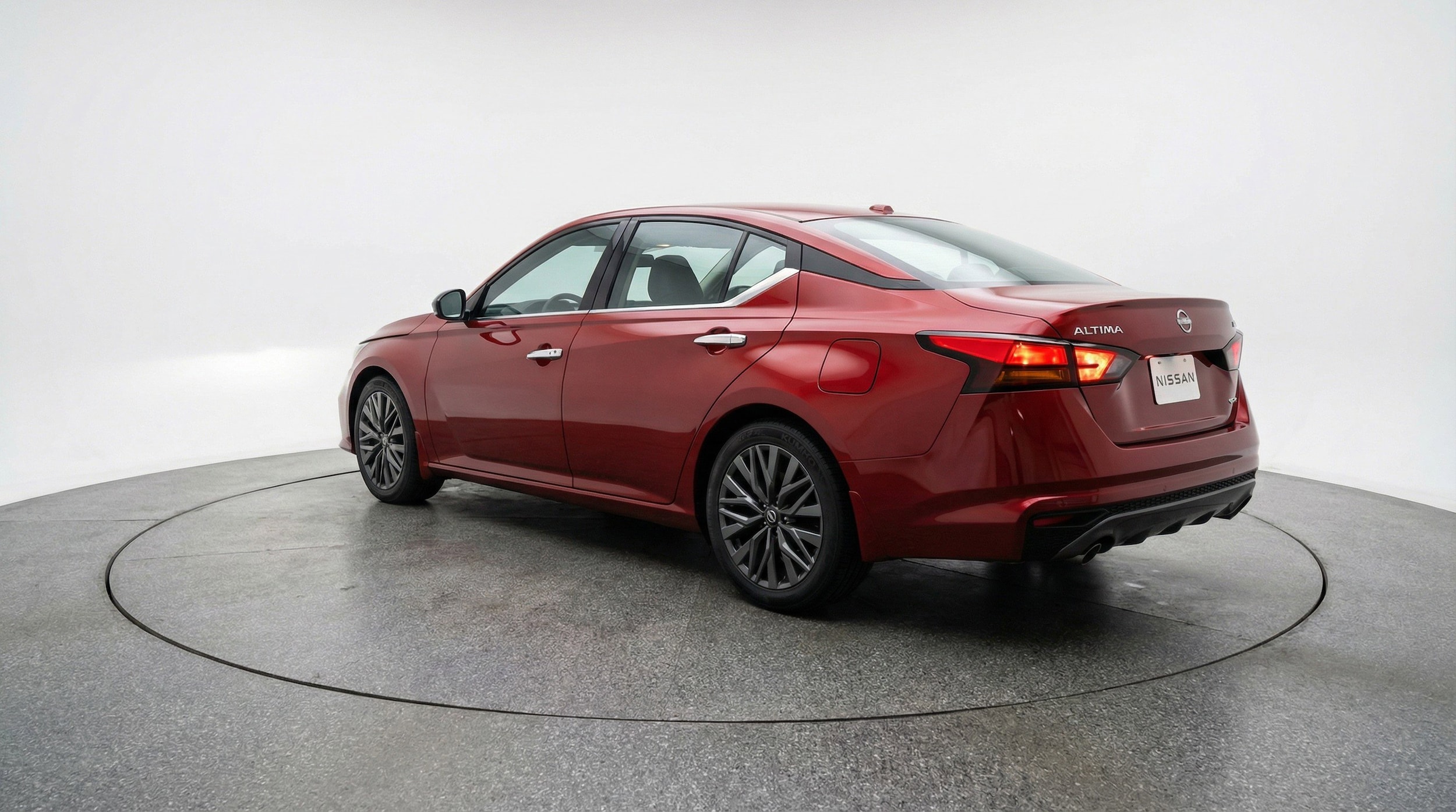 Thumbnail: 2025 Nissan Altima - 6