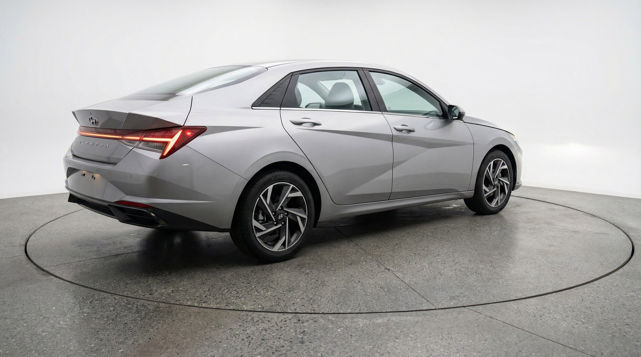 Thumbnail: 2025 Hyundai Elantra - 9