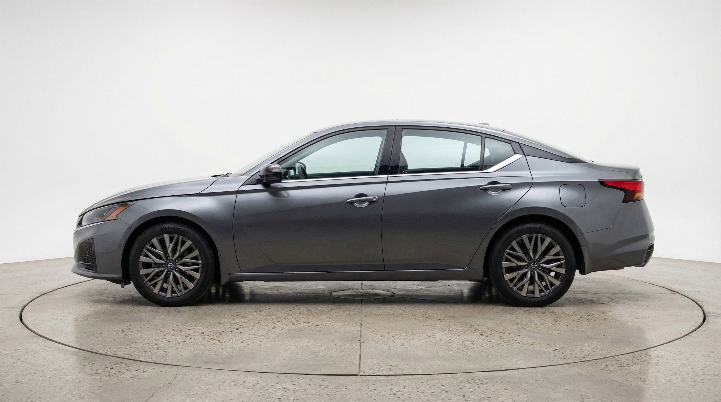 Thumbnail: 2025 Nissan Altima - 5